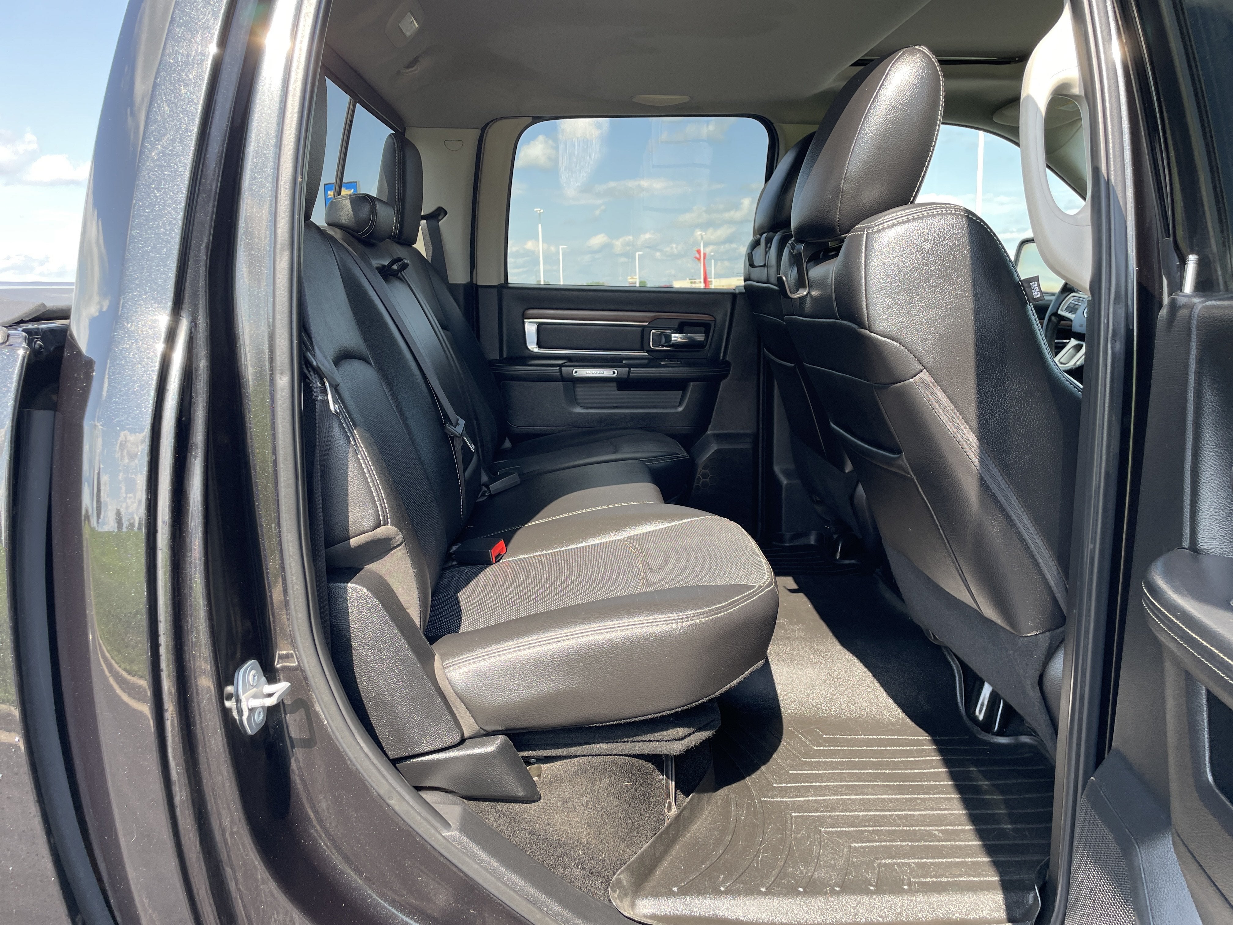 2015 RAM 1500 Laramie