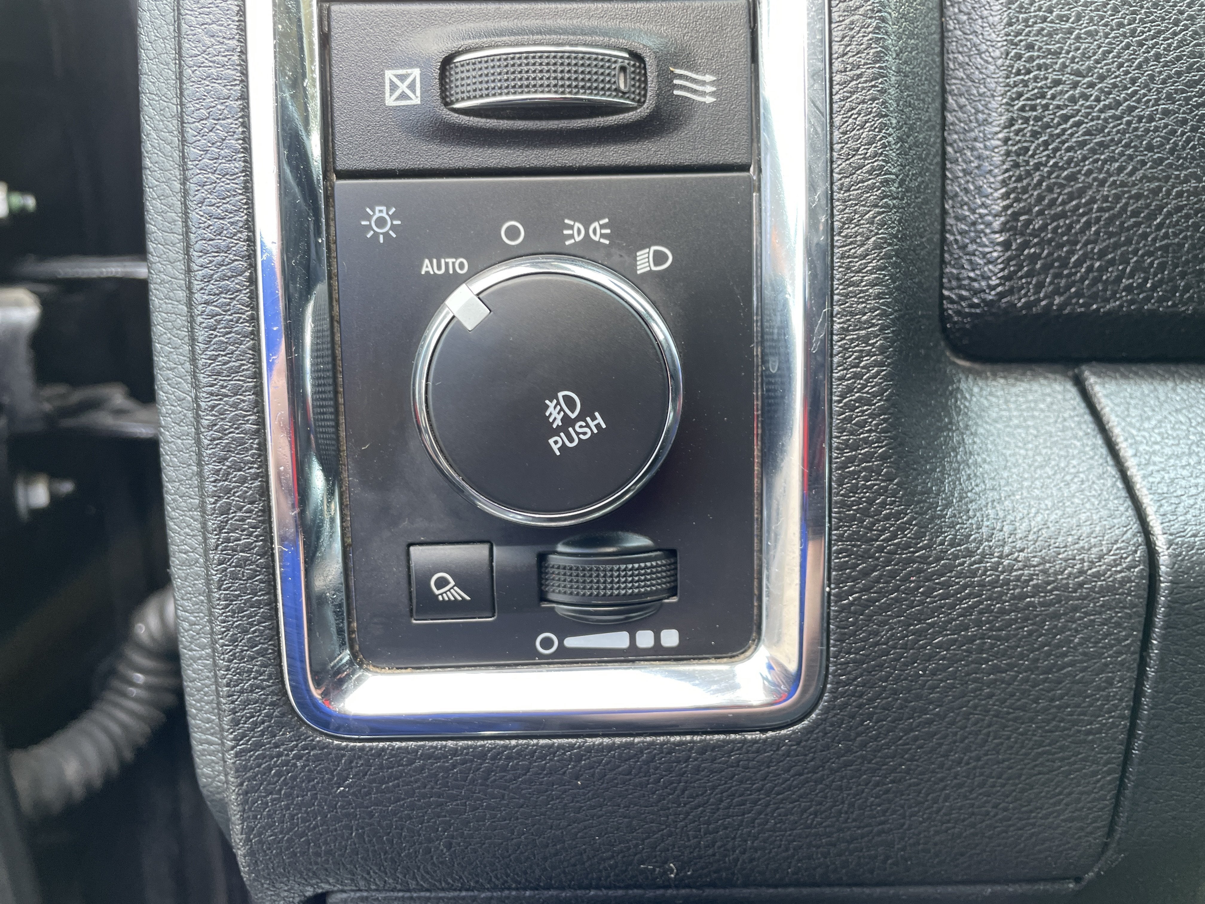 2015 RAM 1500 Laramie
