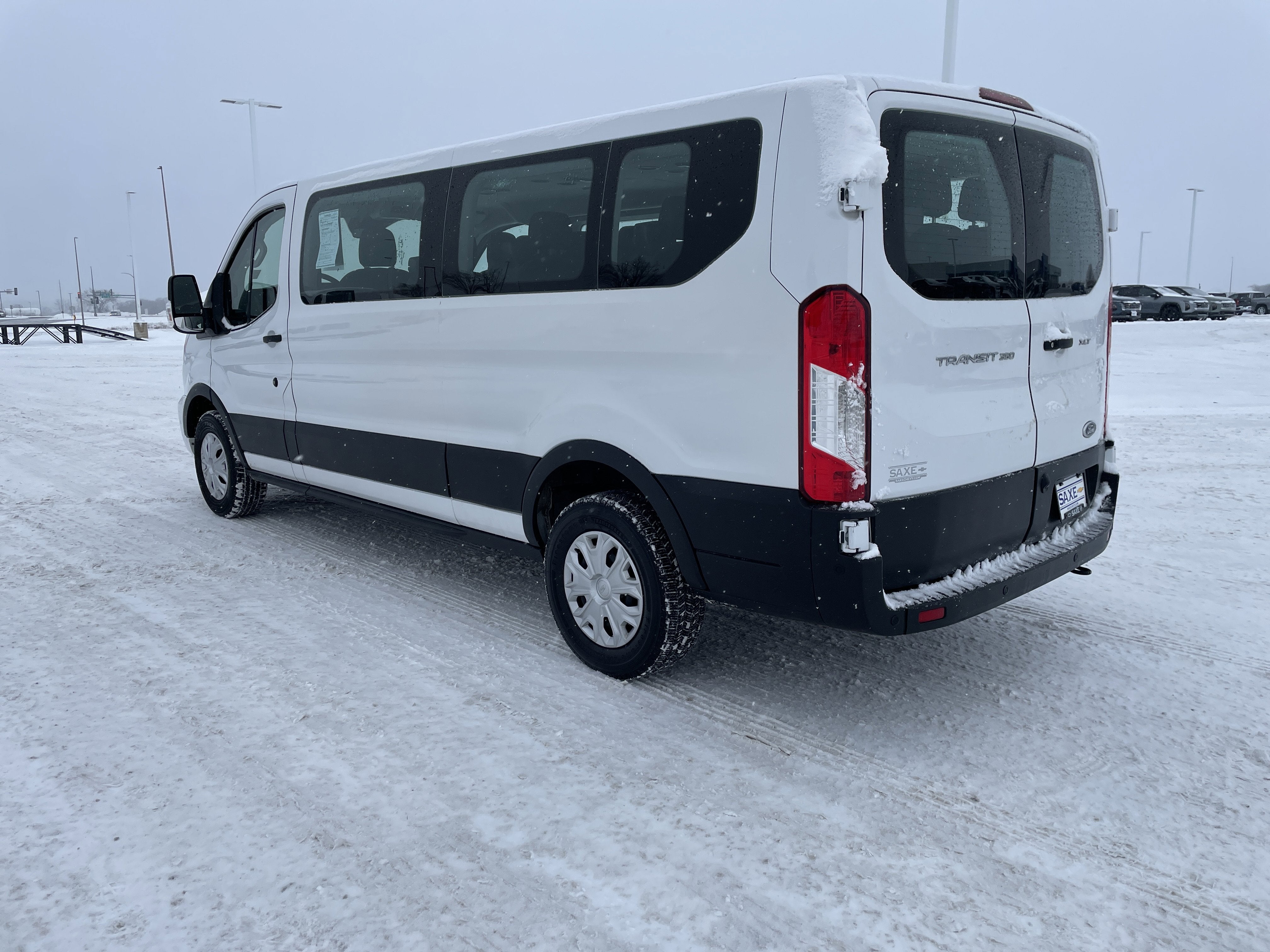 2022 Ford Transit Passenger Wagon XL