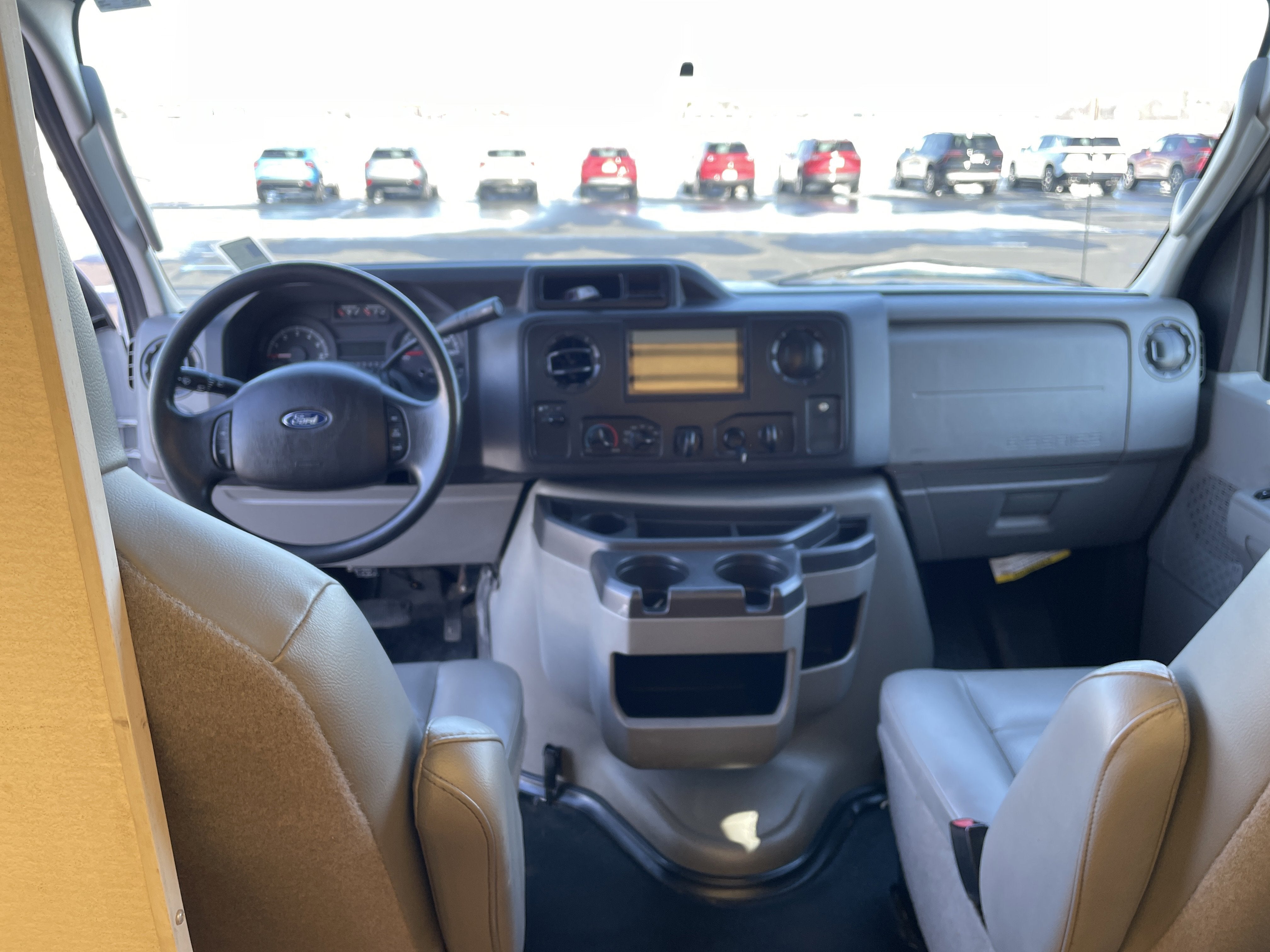 2016 Ford Econoline Commercial Cuta Base