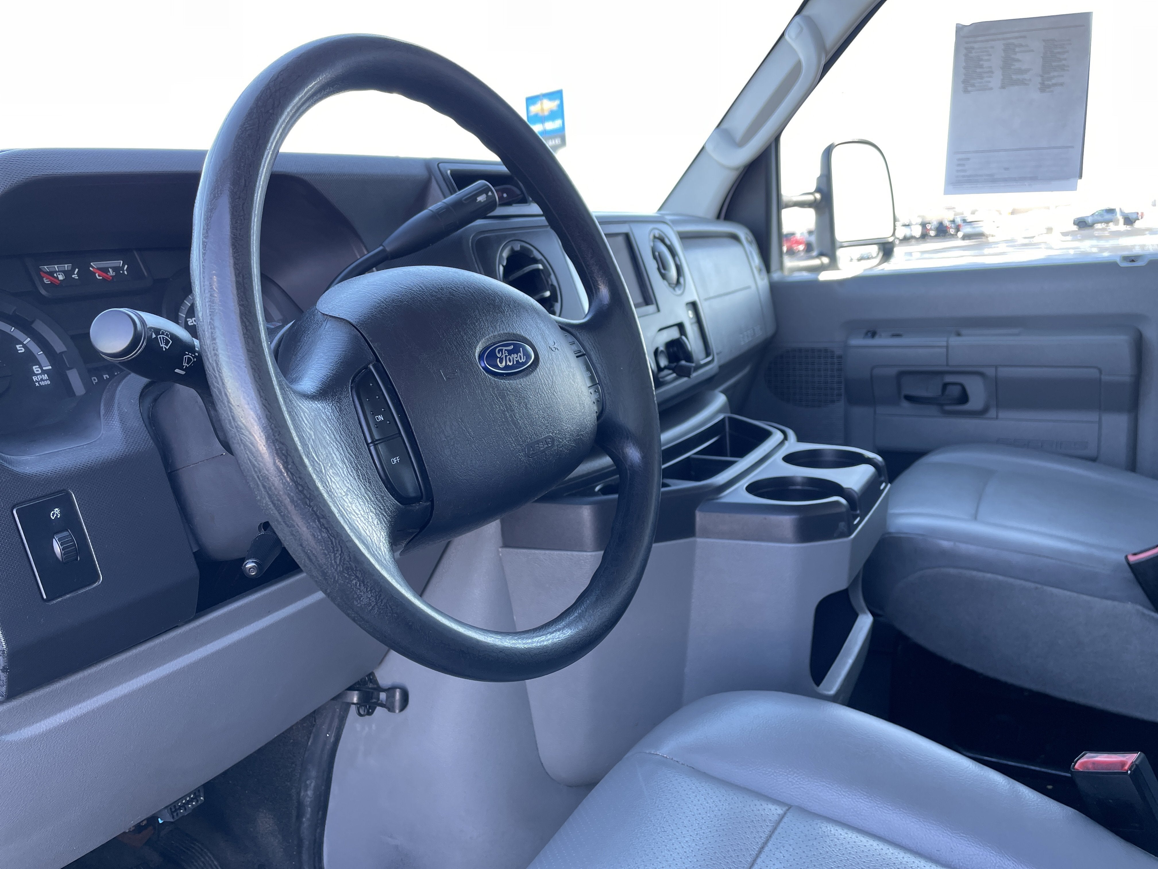 2016 Ford Econoline Commercial Cuta Base