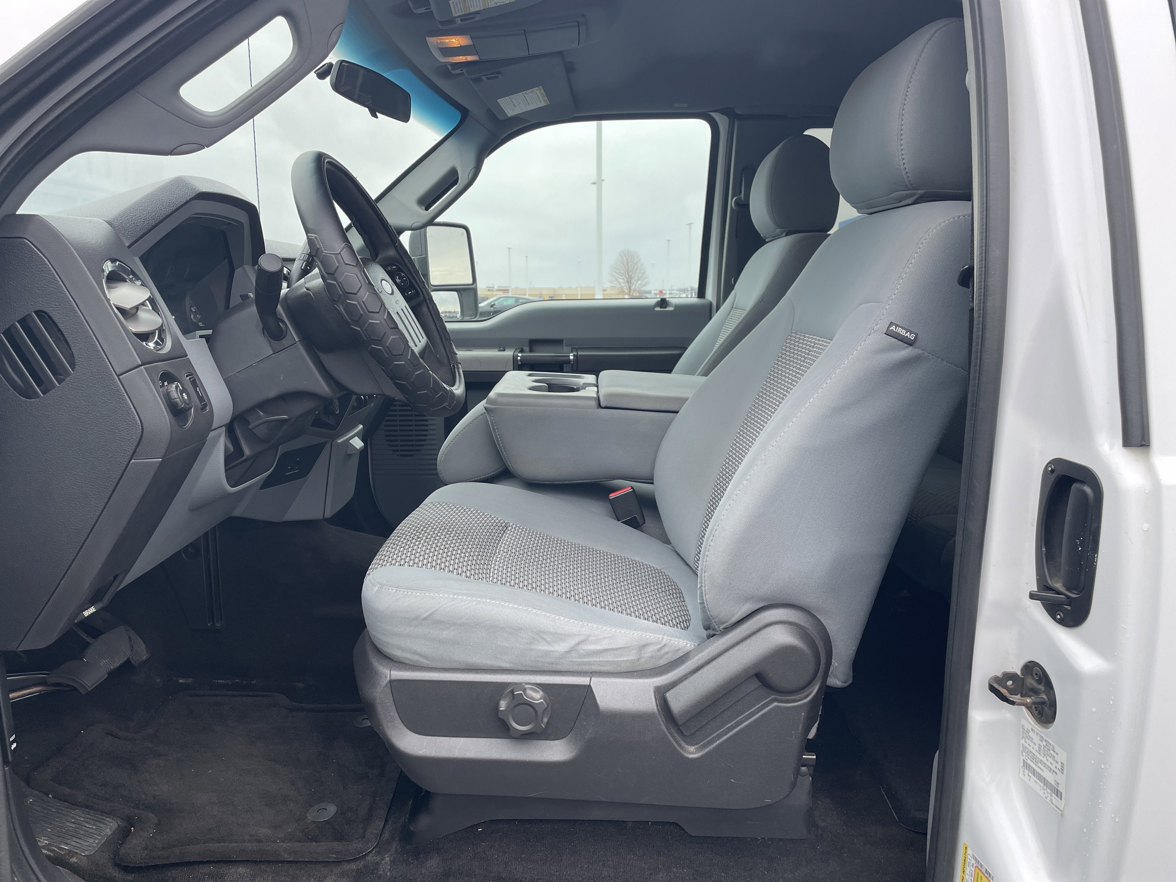 2016 Ford Super Duty F-350 SRW Lariat