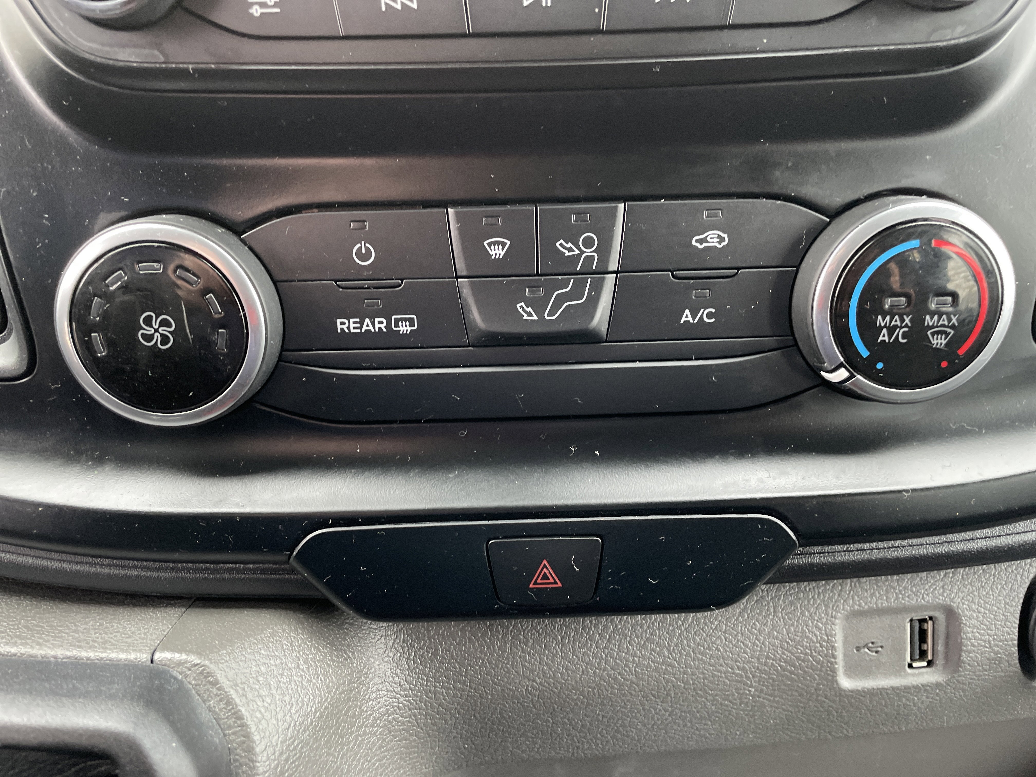 2024 Ford Transit Cargo Van Base