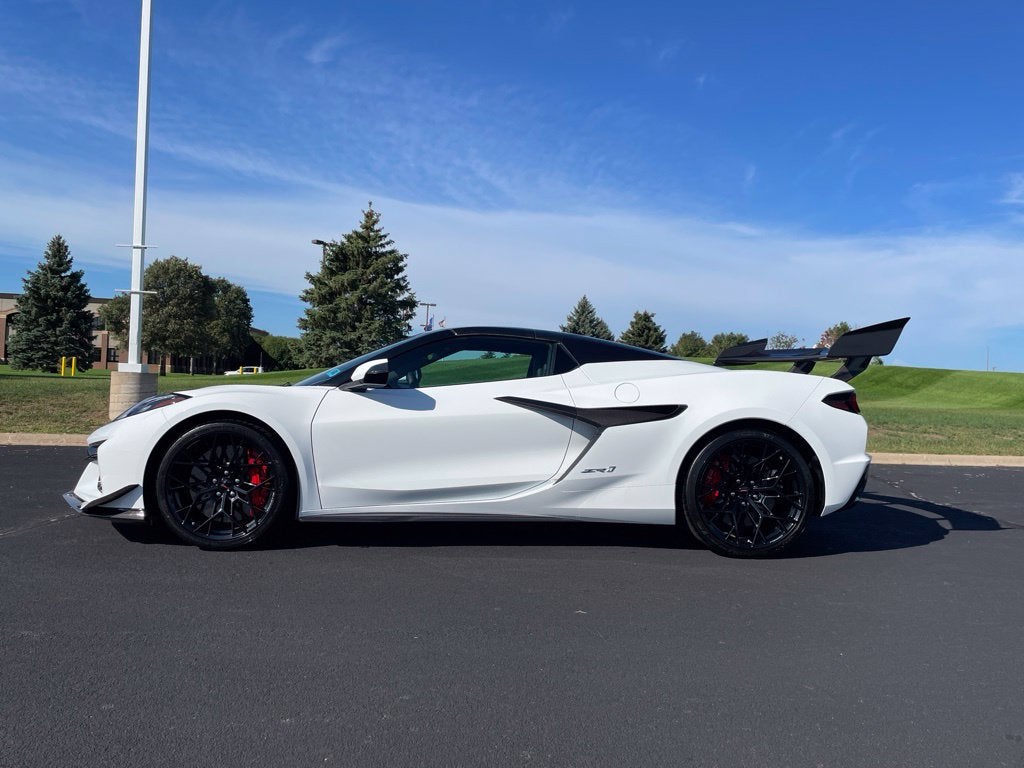 2027 Chevrolet Corvette ZR1 1LZ