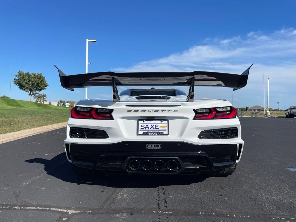2027 Chevrolet Corvette ZR1 1LZ