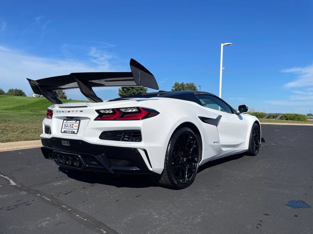 2027 Chevrolet Corvette ZR1 1LZ