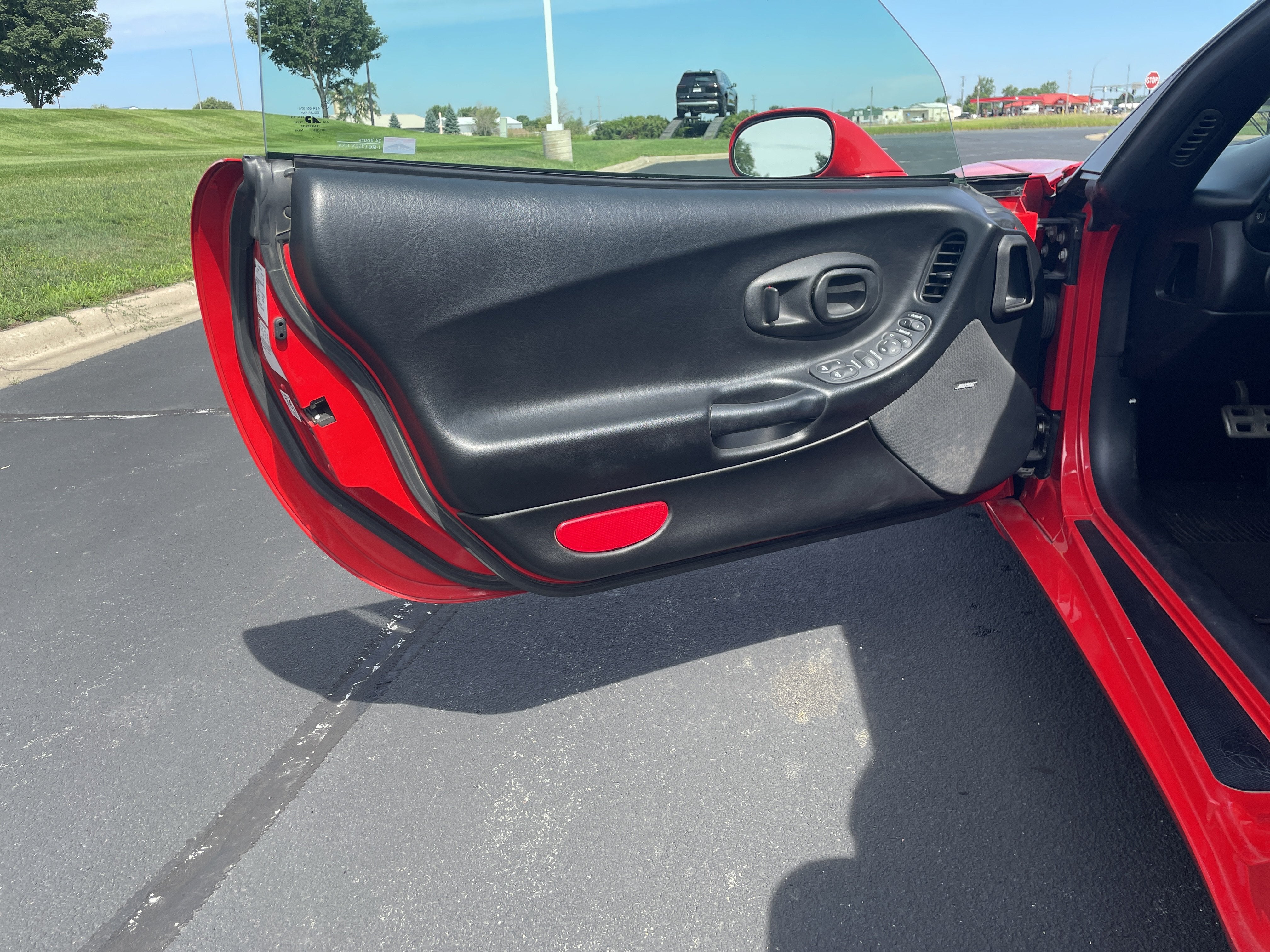 2001 Chevrolet Corvette Base
