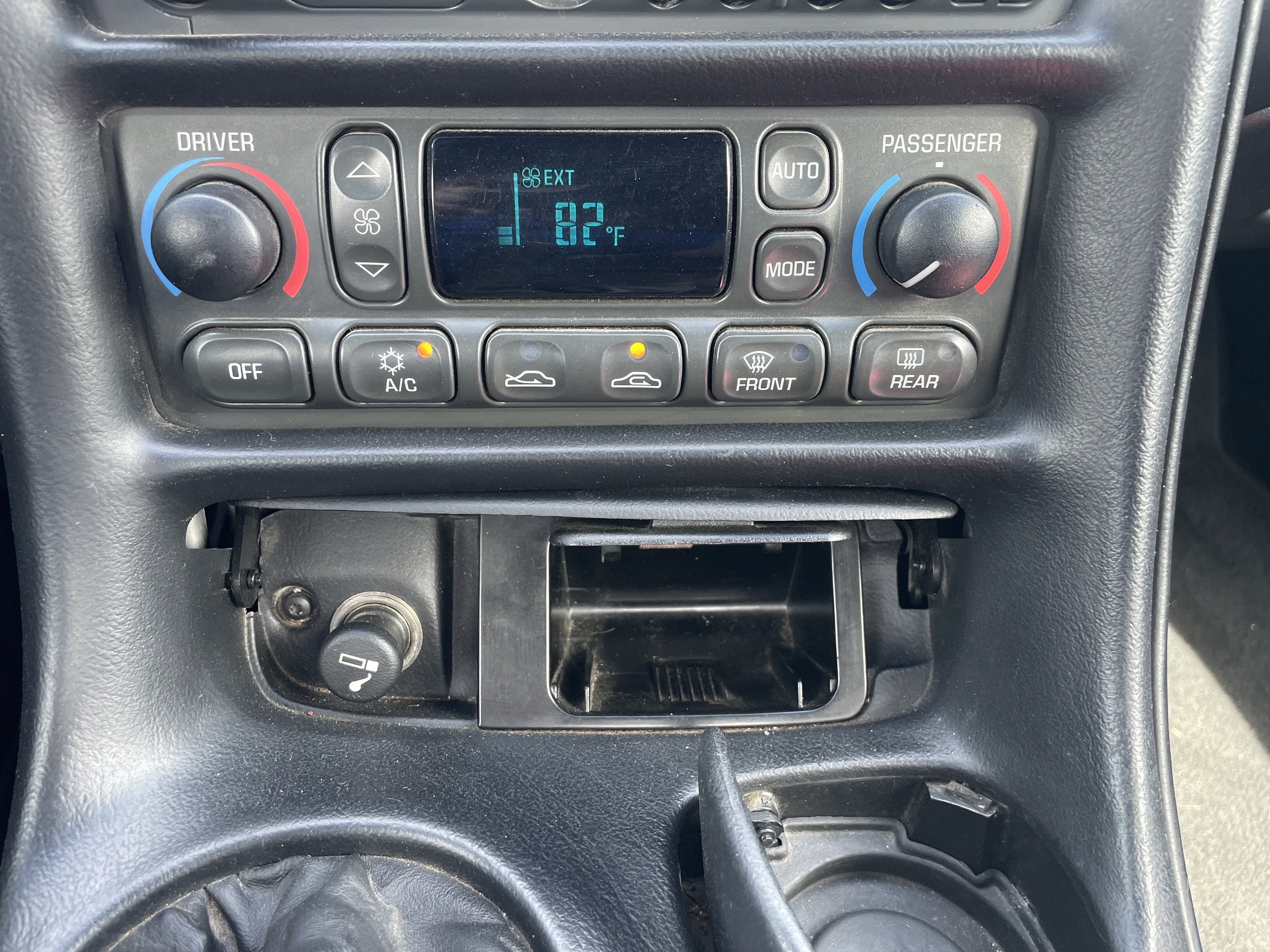 2001 Chevrolet Corvette Base