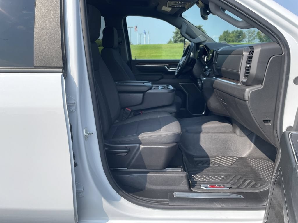 2025 Chevrolet Silverado 3500 HD LT