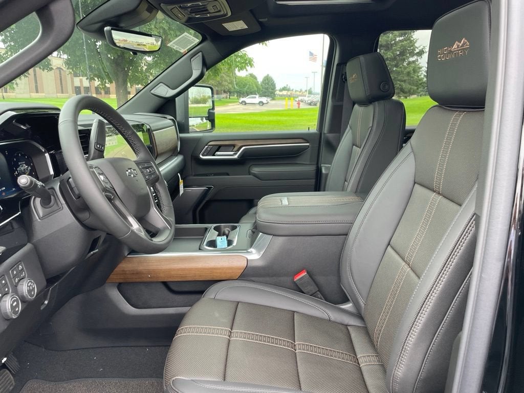 2026 Chevrolet Silverado 3500 HD High Country