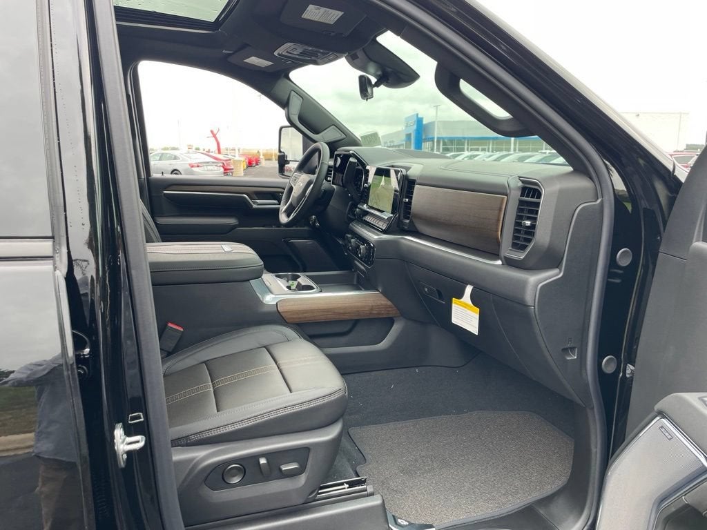 2026 Chevrolet Silverado 3500 HD High Country