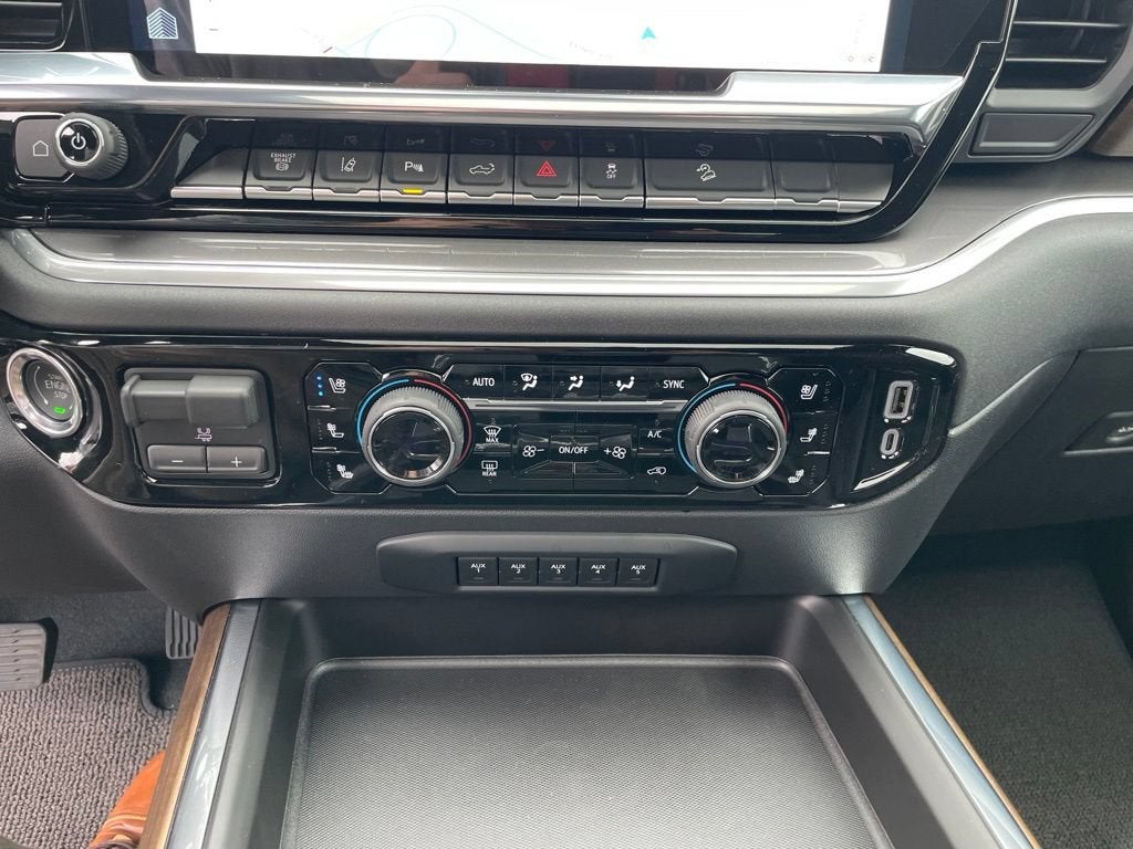 2026 Chevrolet Silverado 3500 HD High Country