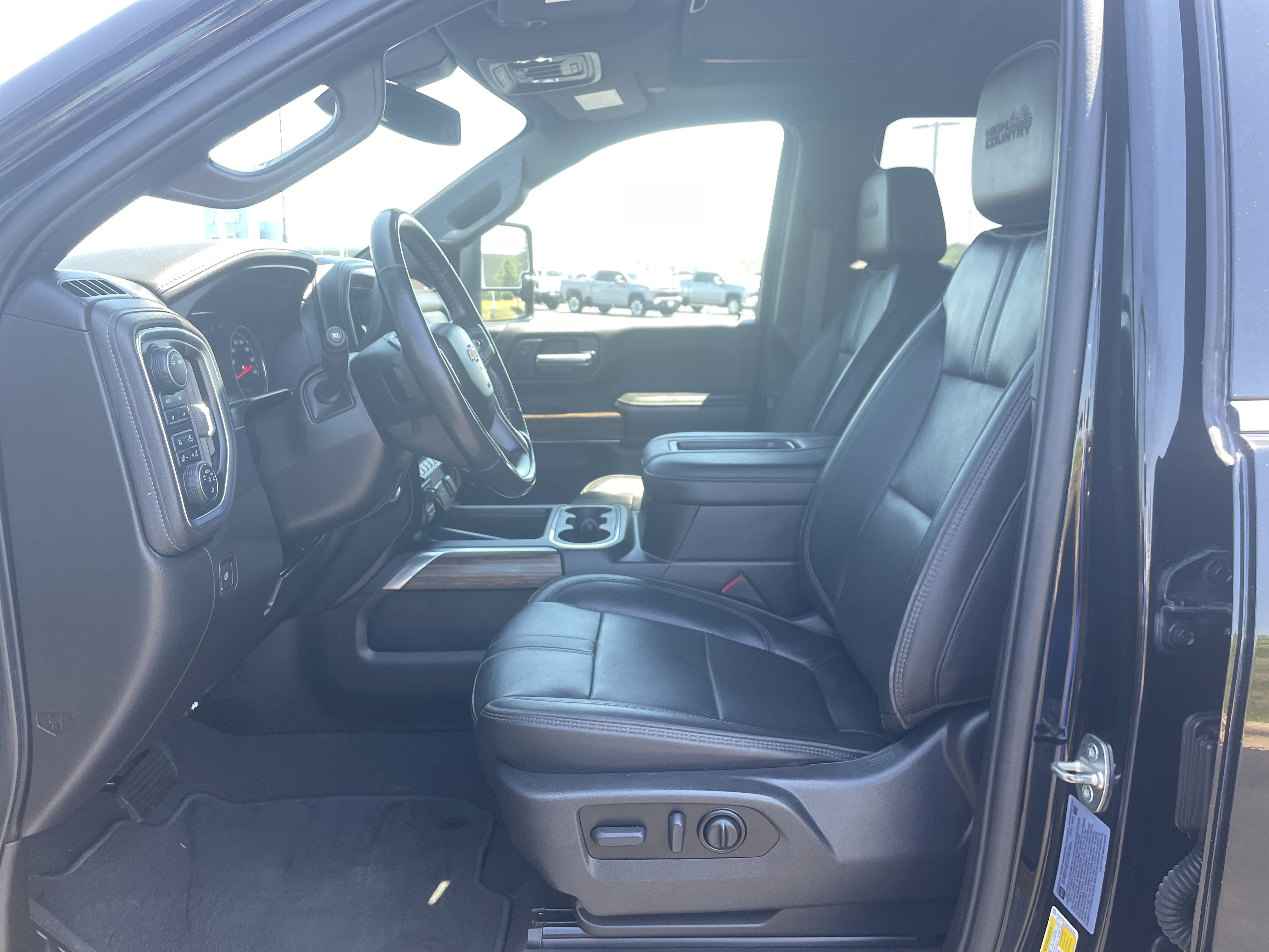 2022 Chevrolet Silverado 3500 HD High Country