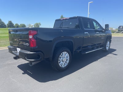 2022 Chevrolet Silverado 3500 HD High Country