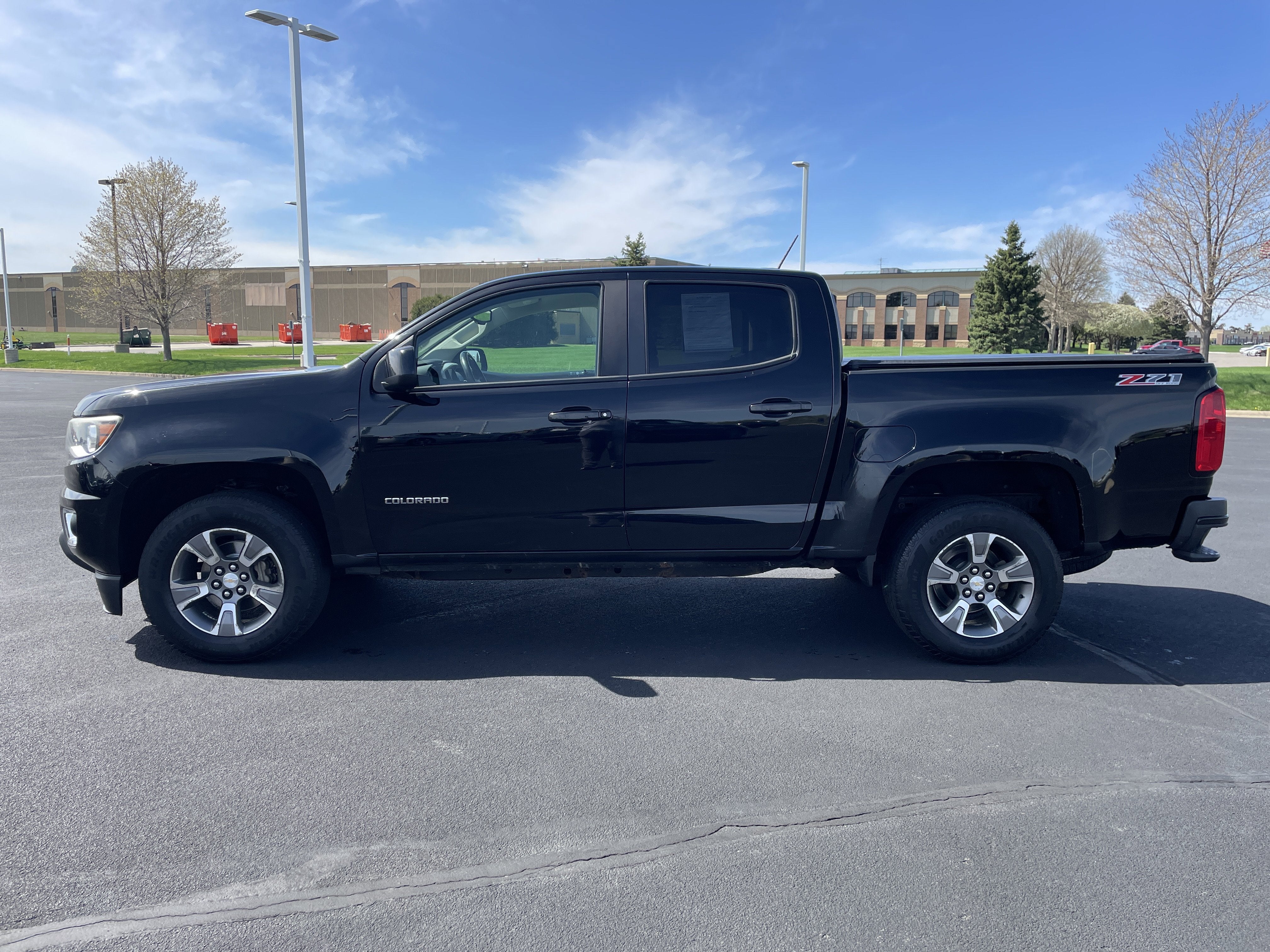 Used 2017 Chevrolet Colorado Z71 with VIN 1GCGTDEN2H1198474 for sale in Belle Plaine, Minnesota
