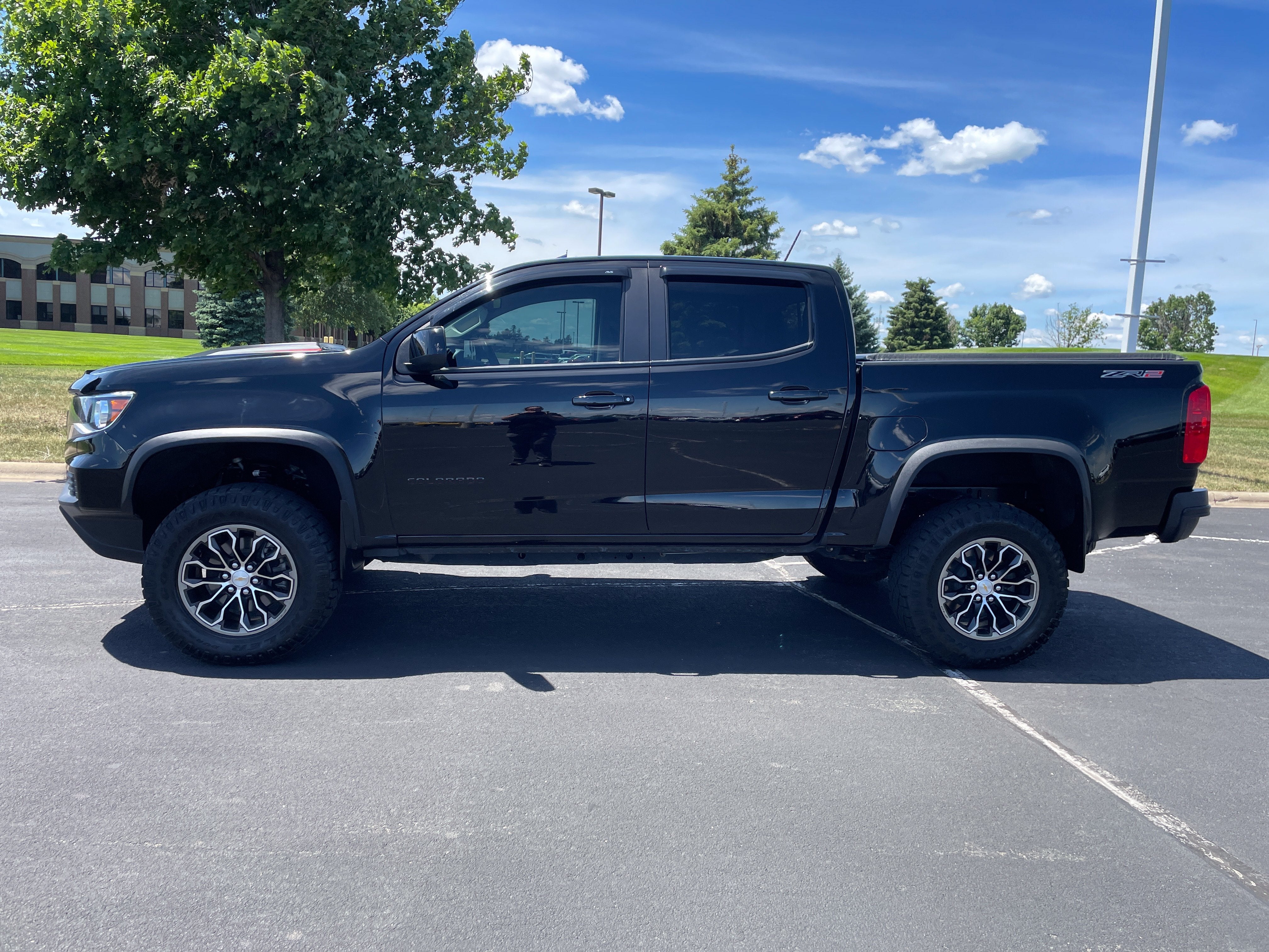 Used 2022 Chevrolet Colorado ZR2 with VIN 1GCGTEEN2N1261199 for sale in Belle Plaine, Minnesota