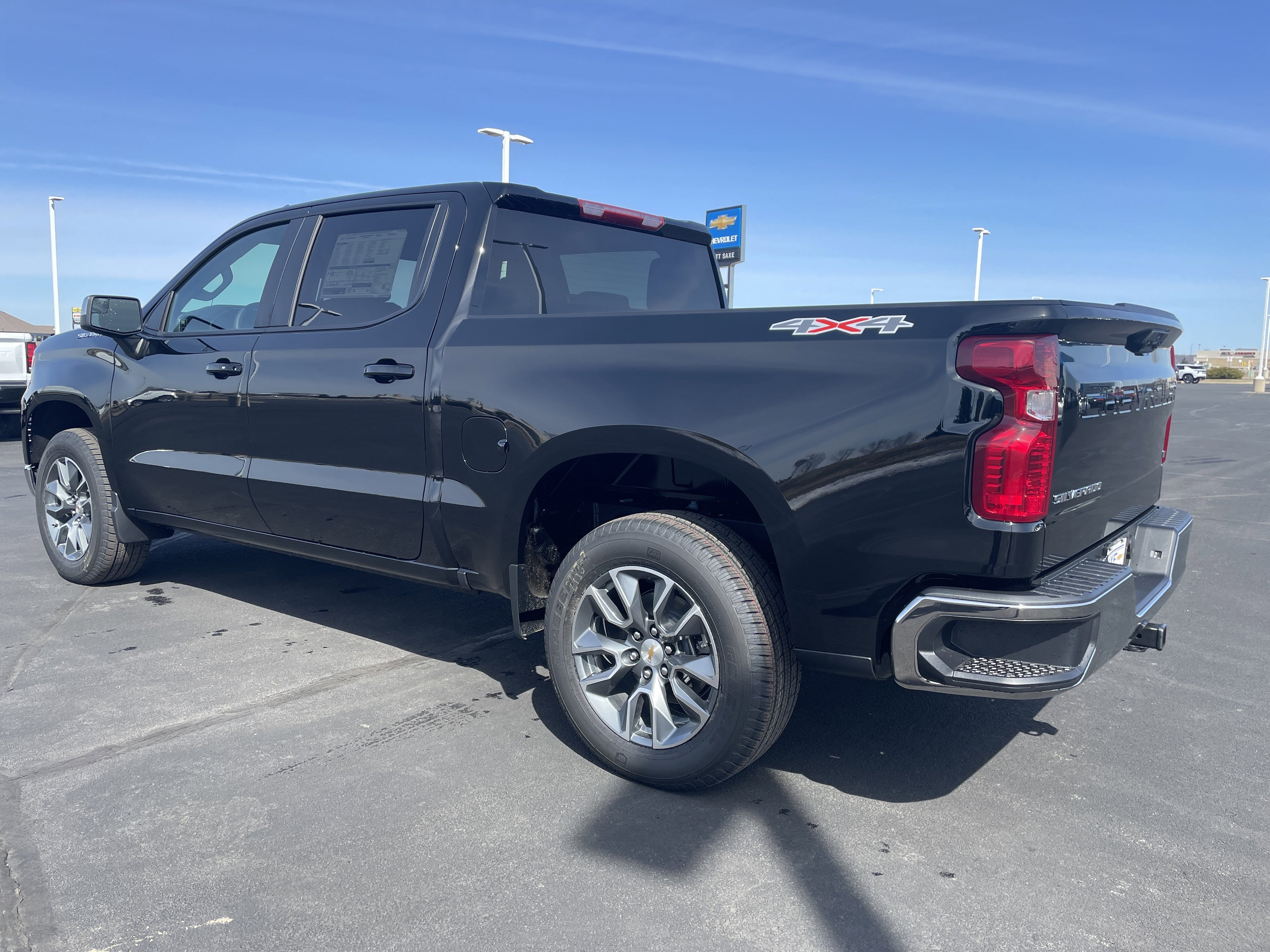 2026 Chevrolet Silverado 1500 LT (2FL)