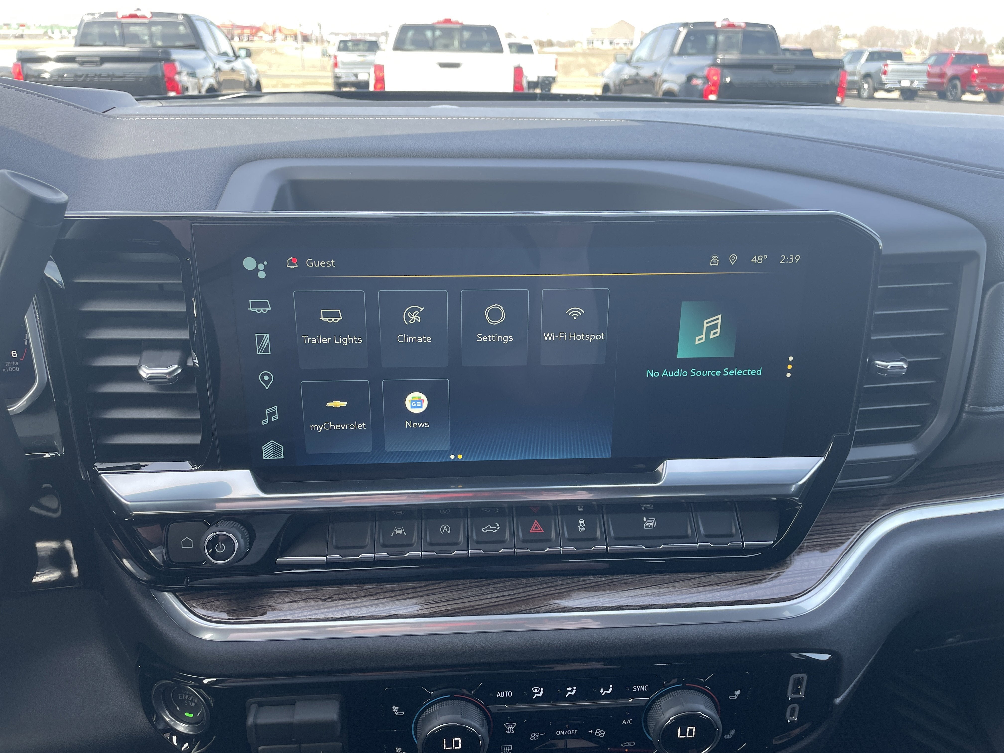 2026 Chevrolet Silverado 1500 LT (2FL)