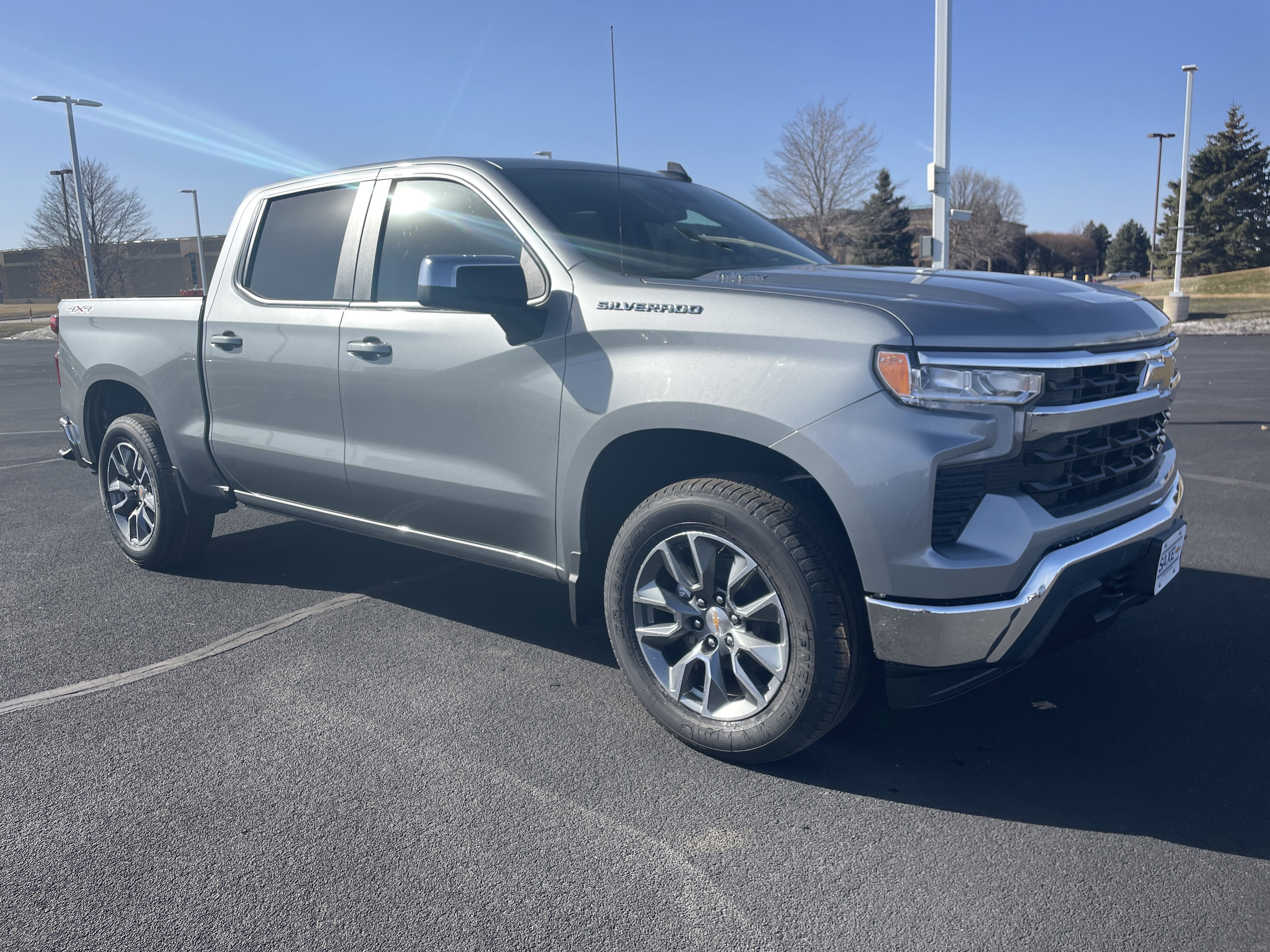 2026 Chevrolet Silverado 1500 LT (2FL)