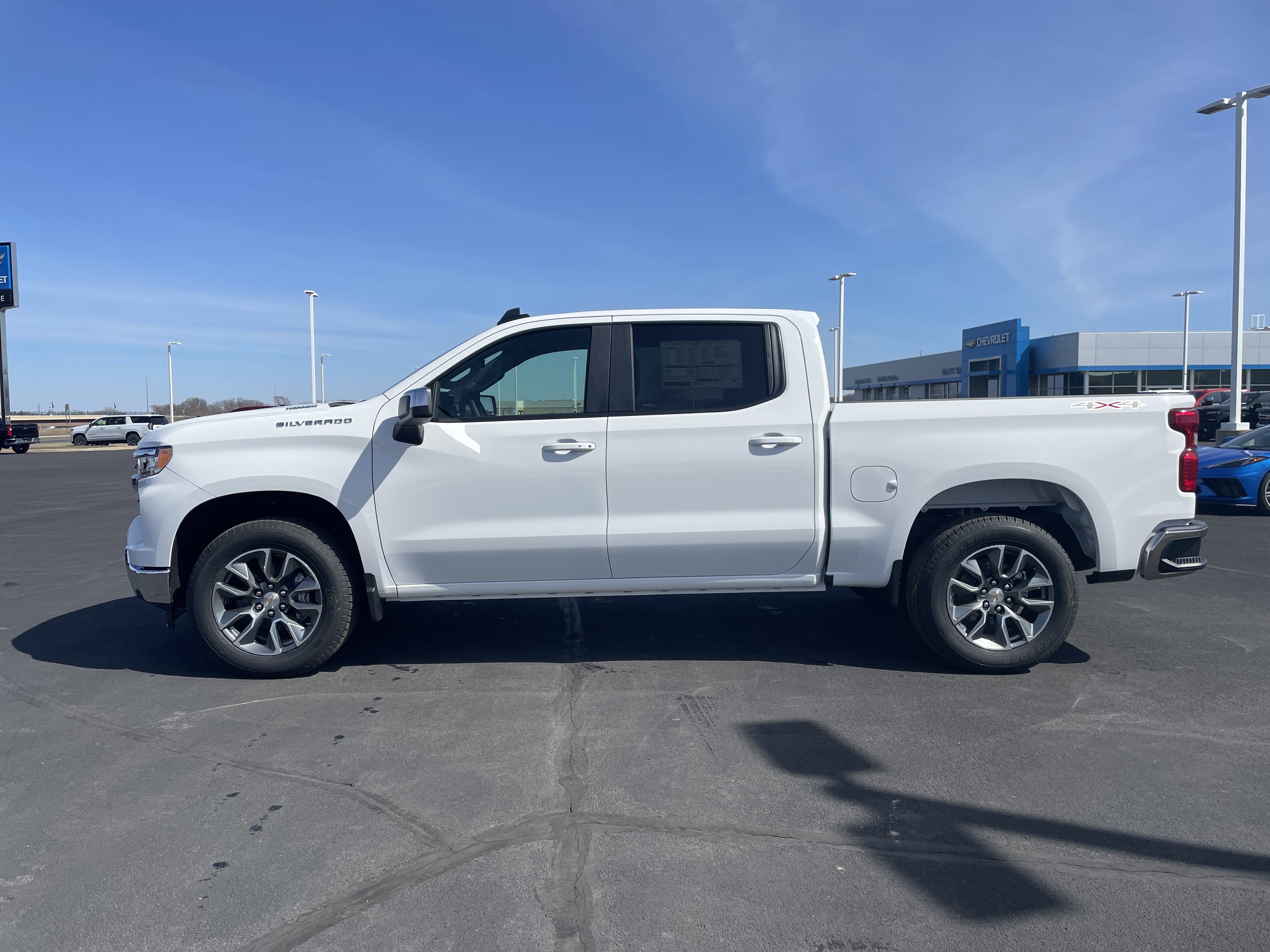 2026 Chevrolet Silverado 1500 LT (2FL)