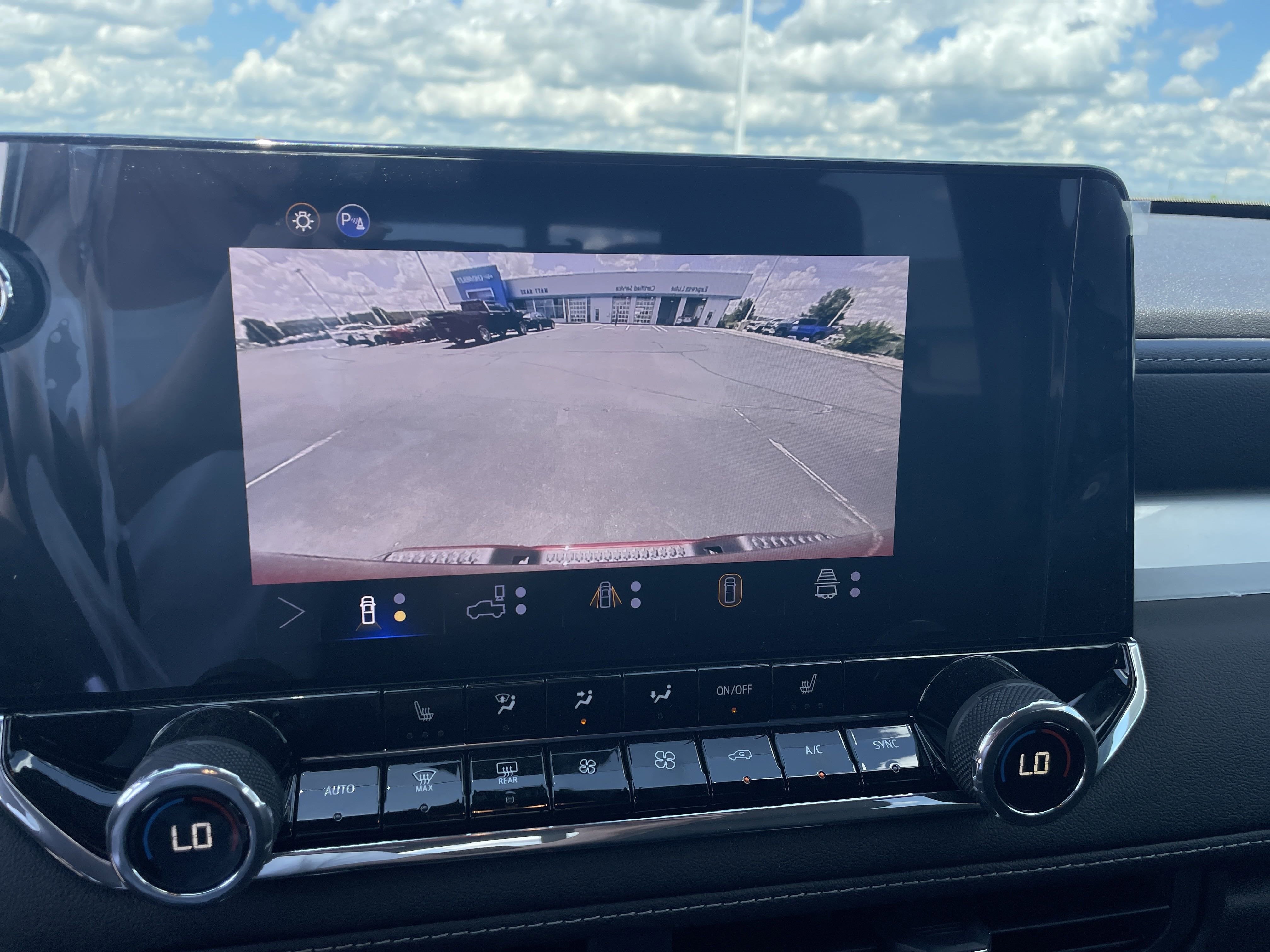 2025 Chevrolet Colorado WT/LT