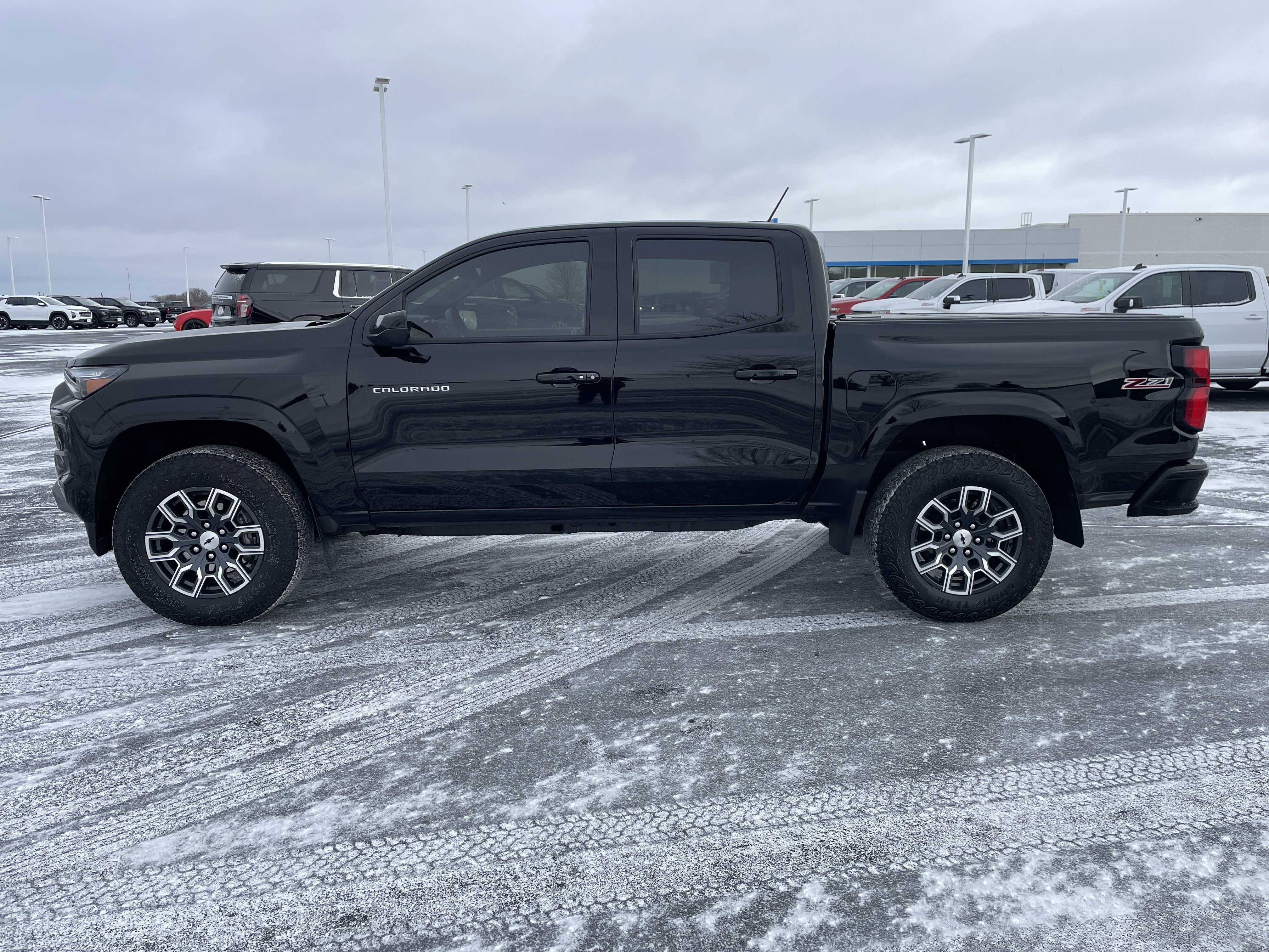 Used 2024 Chevrolet Colorado Z71 with VIN 1GCPTDEK2R1295567 for sale in Belle Plaine, Minnesota