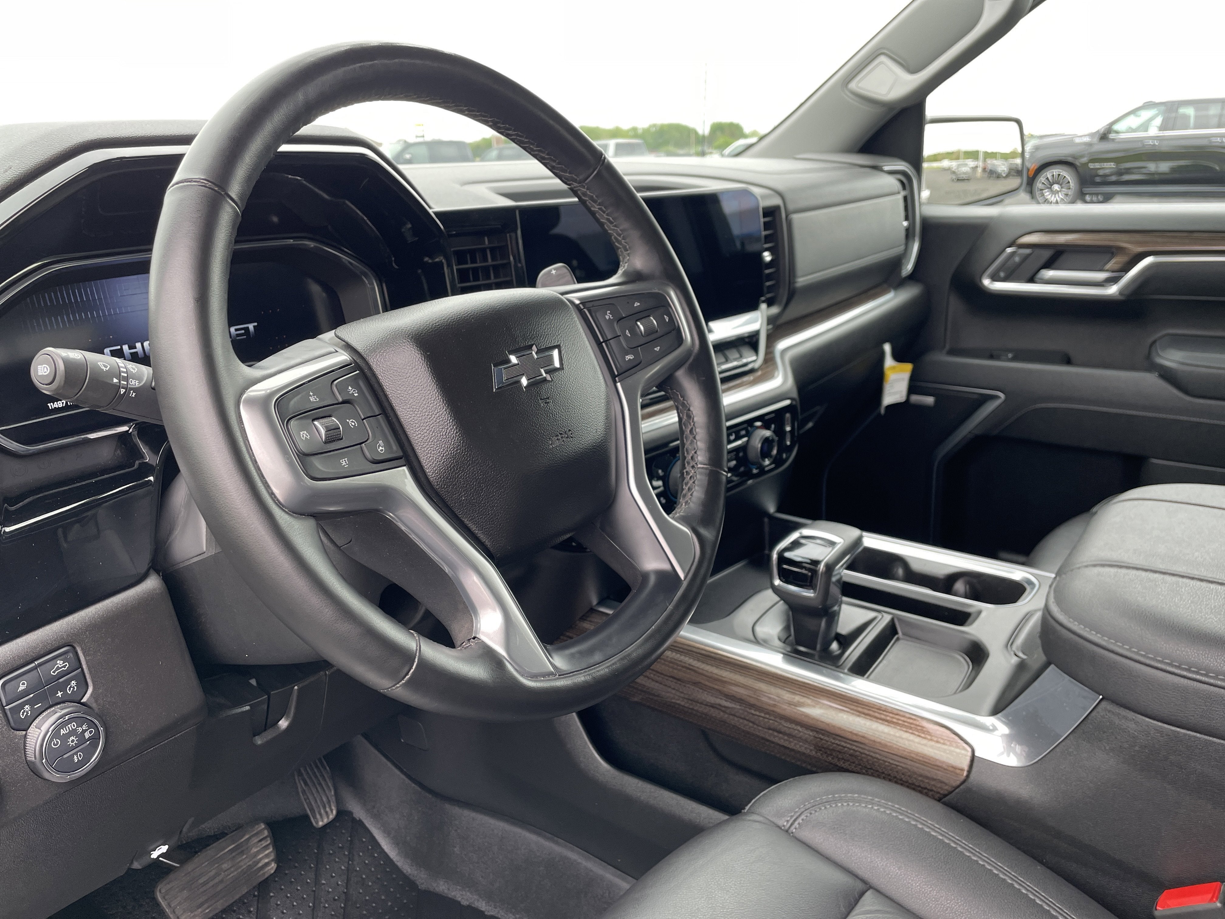 2025 Chevrolet Silverado 1500 RST