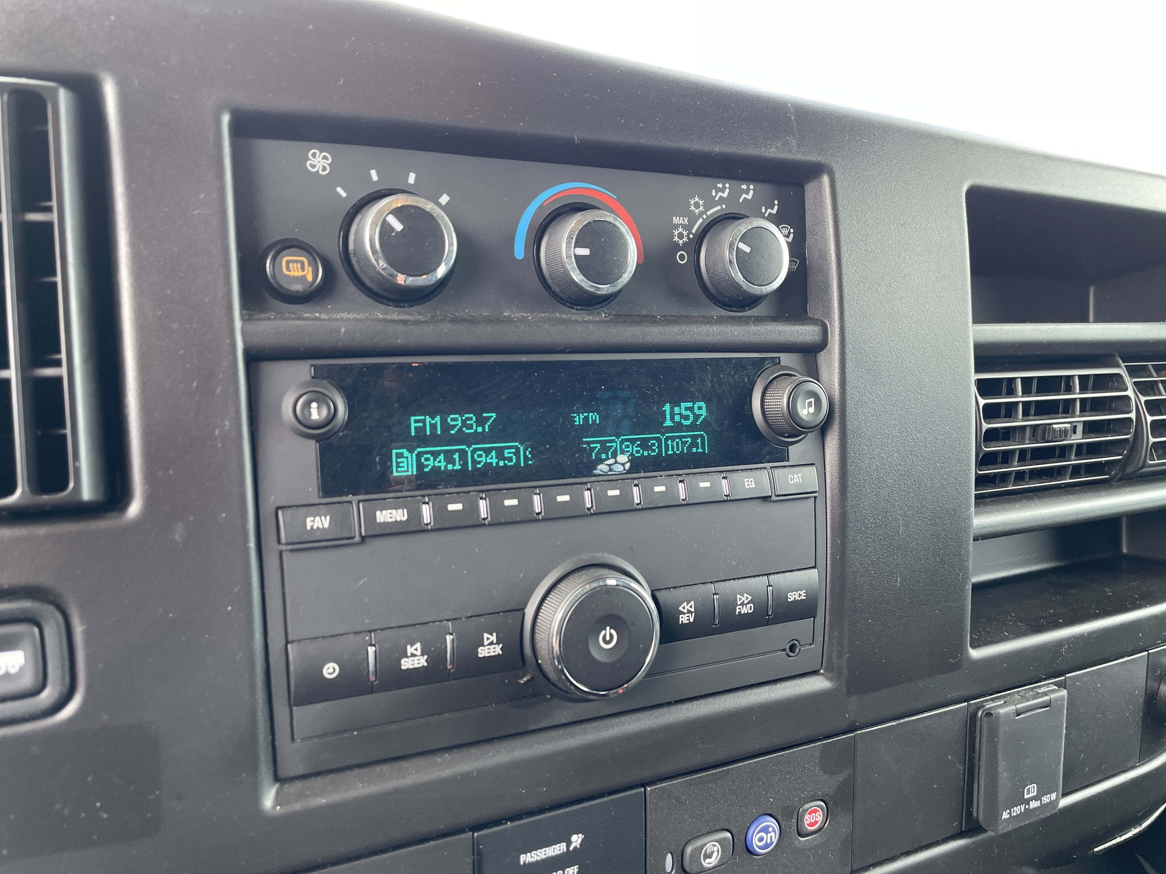 2024 Chevrolet Express Cargo 2500 WT