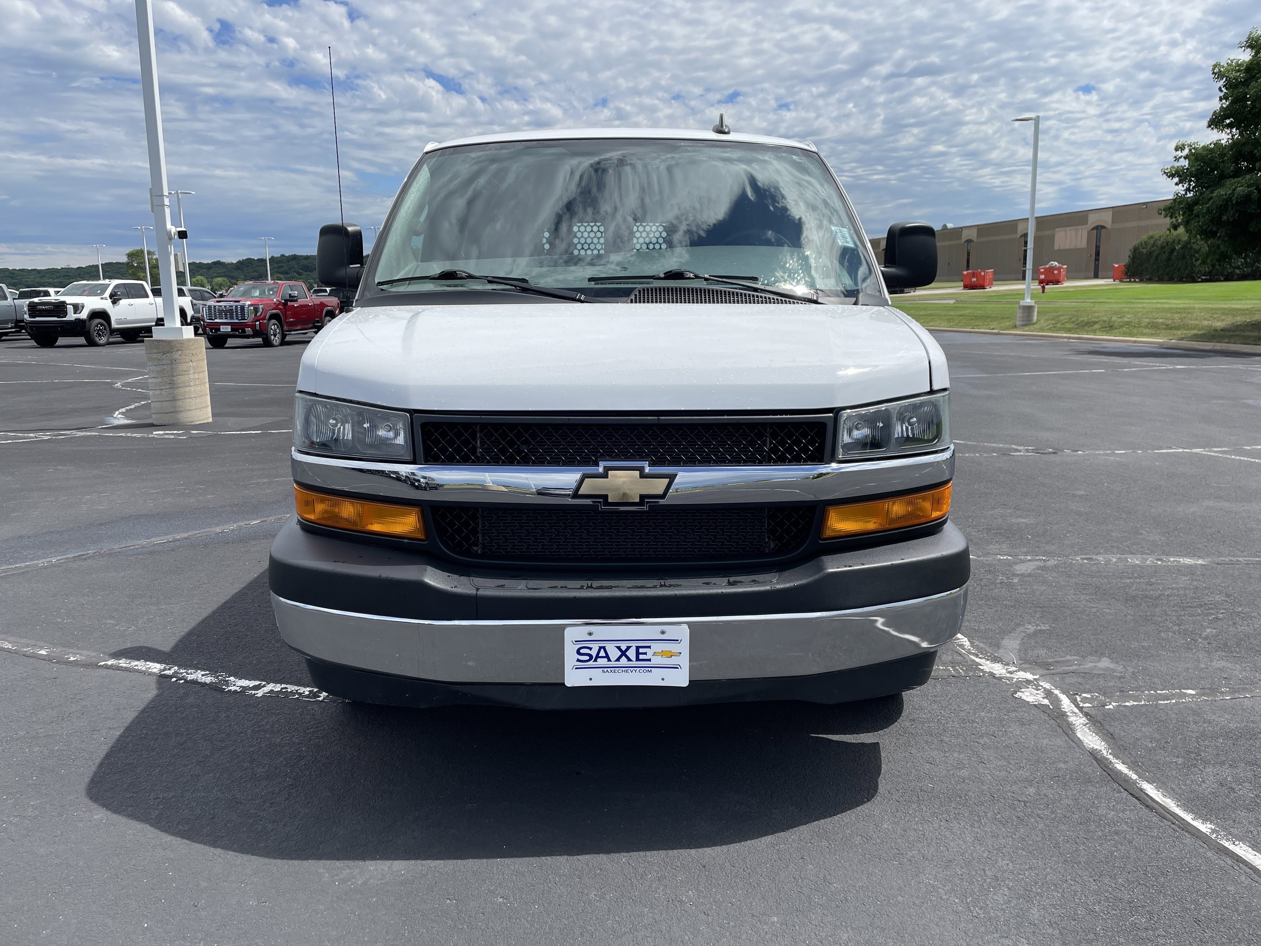 2024 Chevrolet Express Cargo 2500 WT