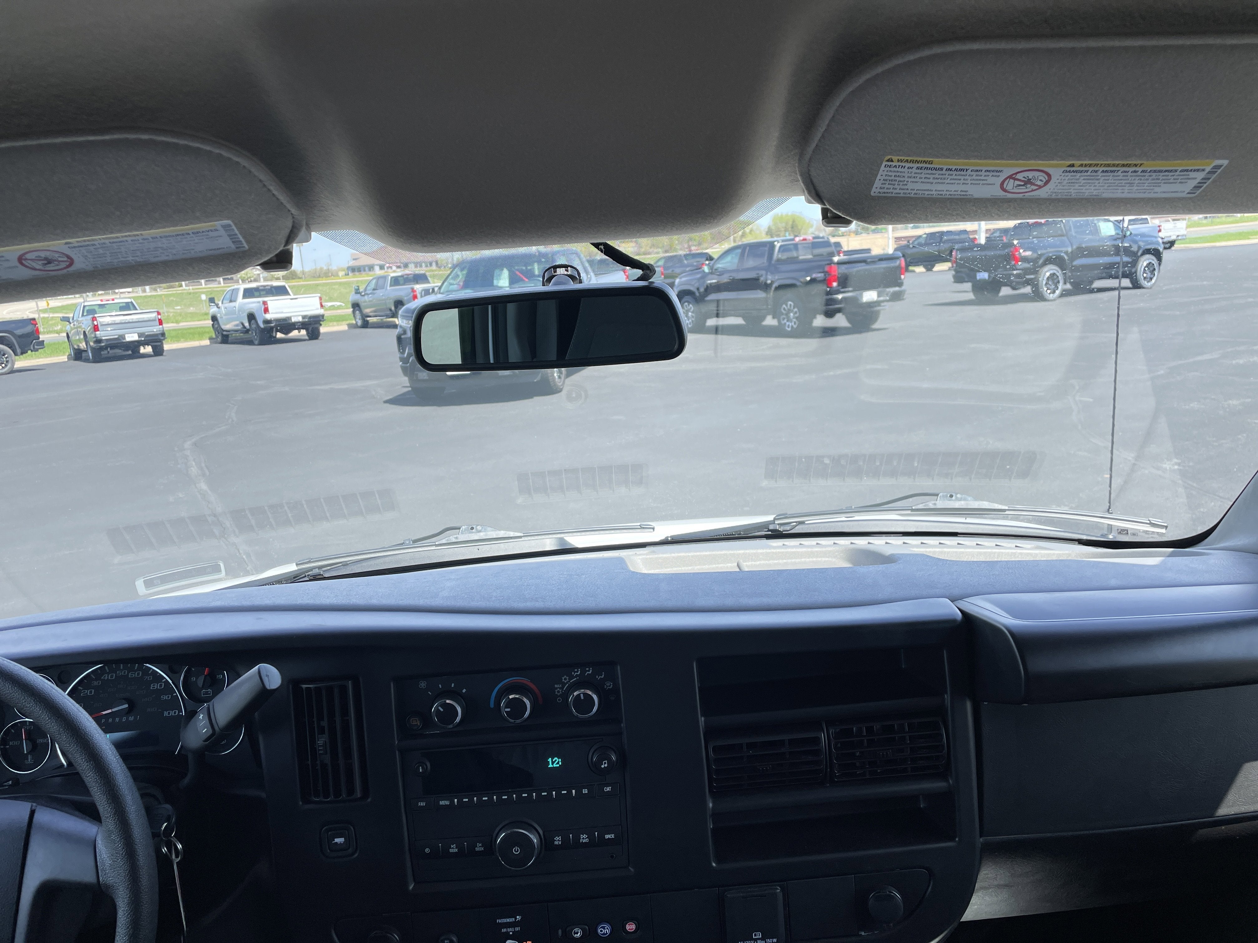 2024 Chevrolet Express Cargo 2500 WT