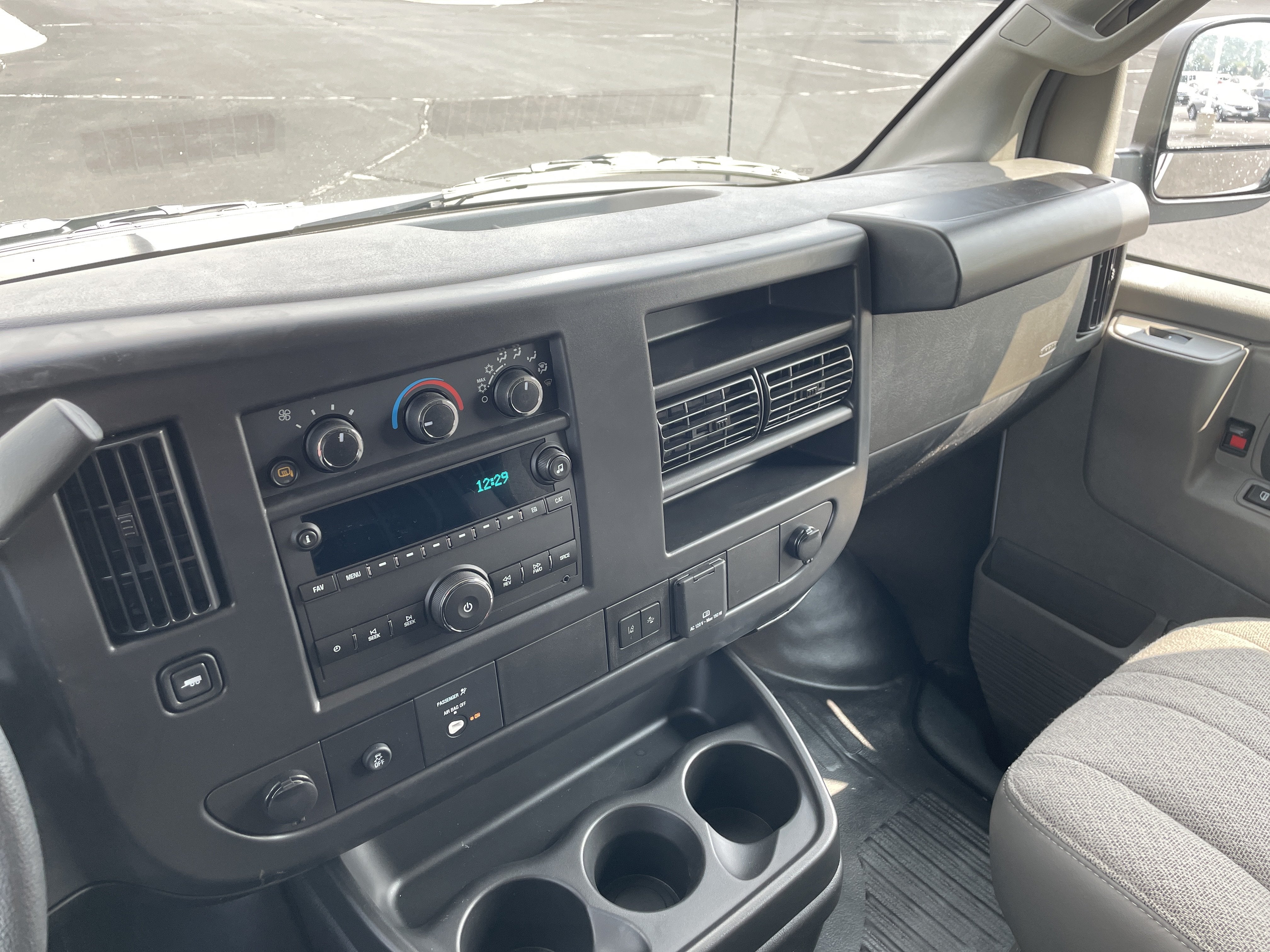 2026 Chevrolet Express Cargo WT