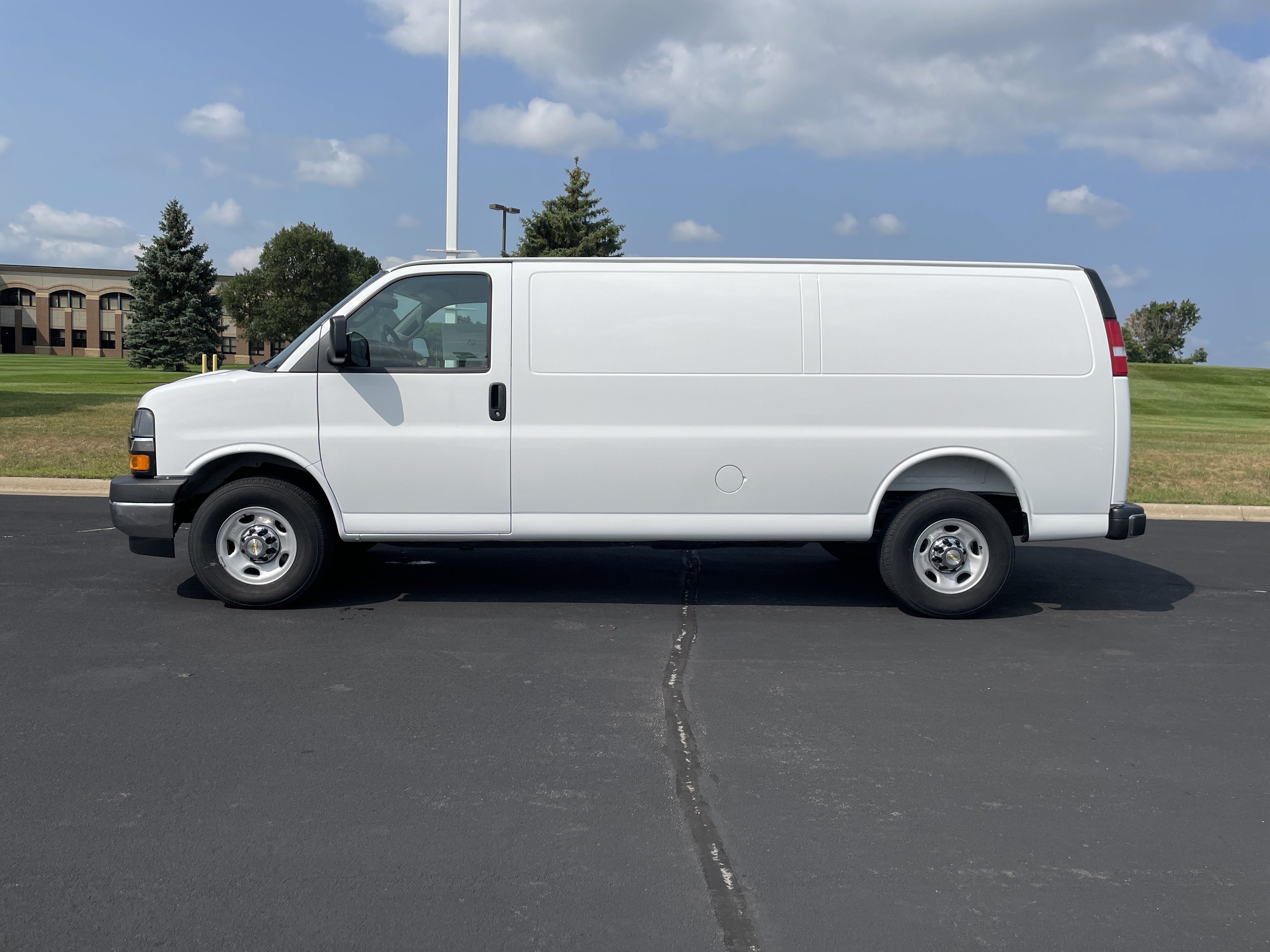 2026 Chevrolet Express Cargo WT