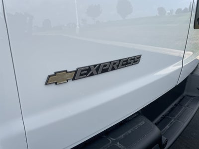 2026 Chevrolet Express Cargo WT