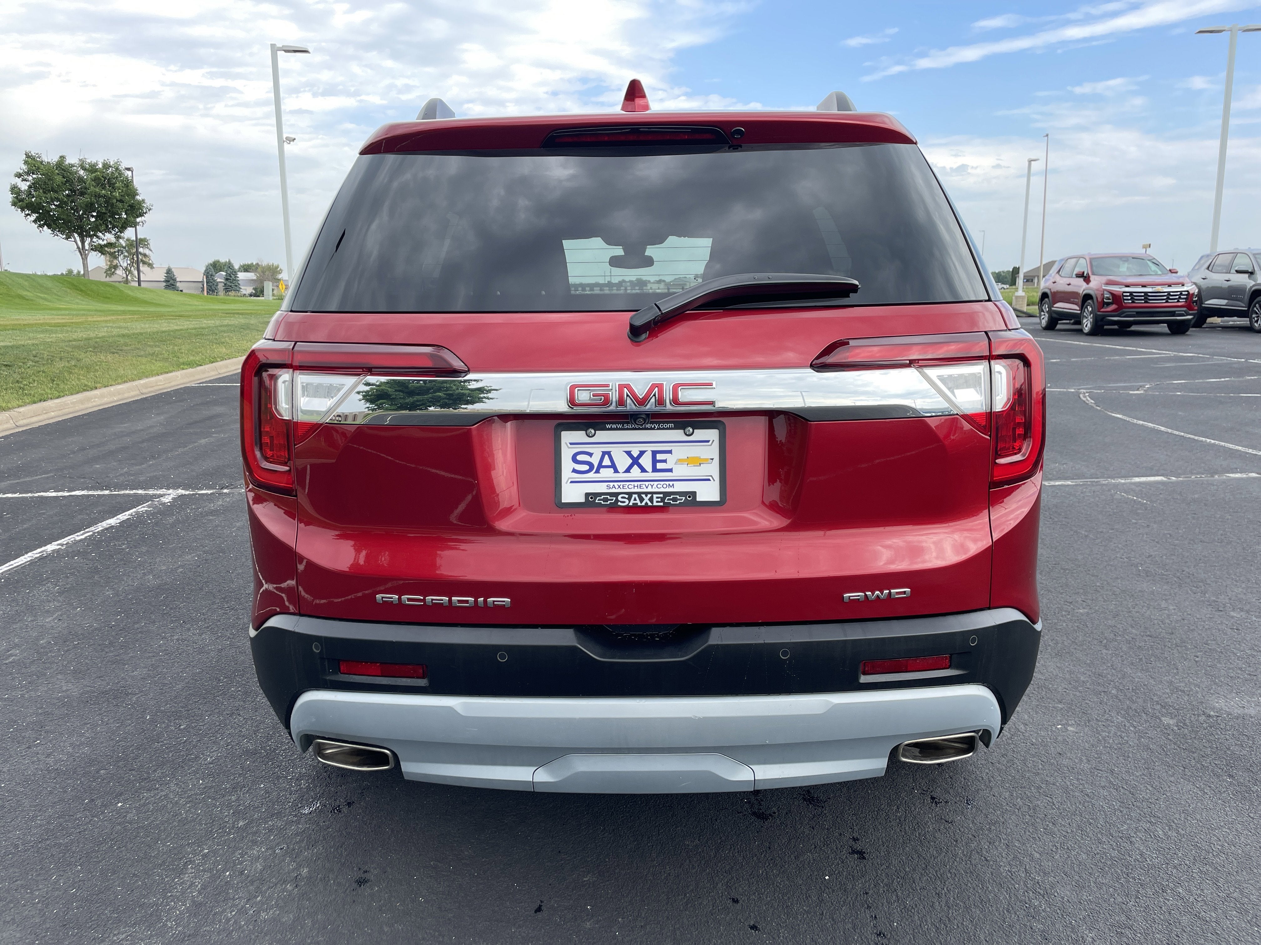 2022 GMC Acadia SLE