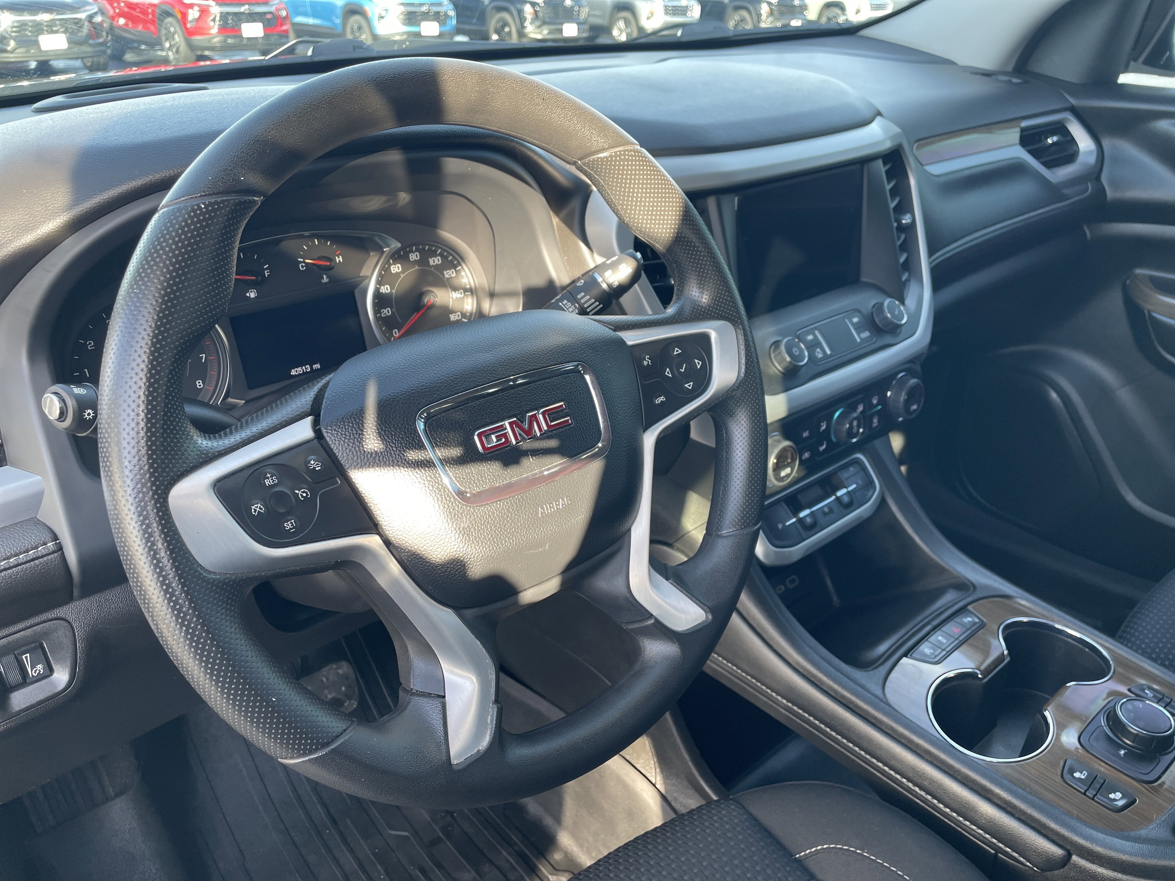 2023 GMC Acadia SLE