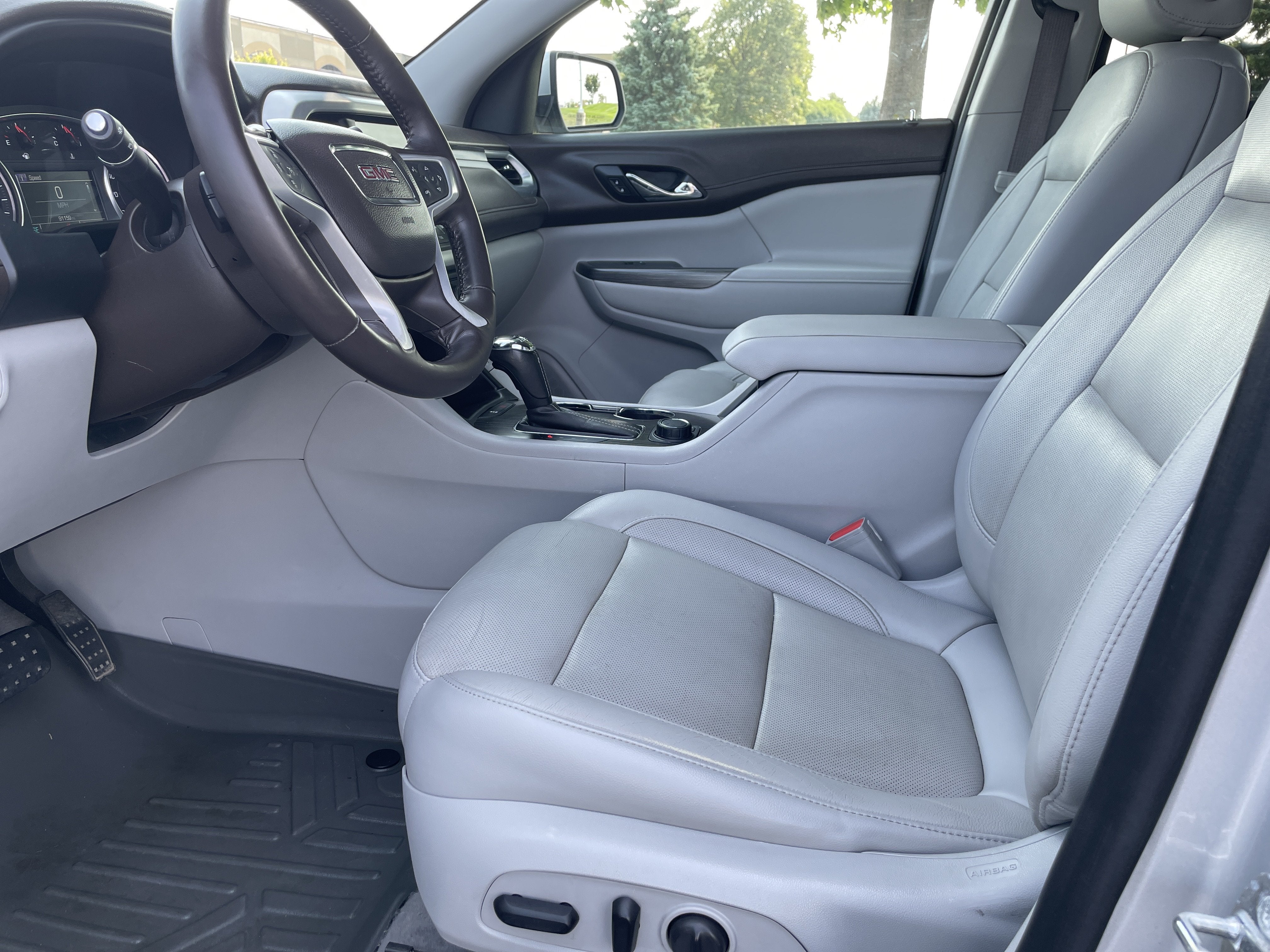 2019 GMC Acadia SLT