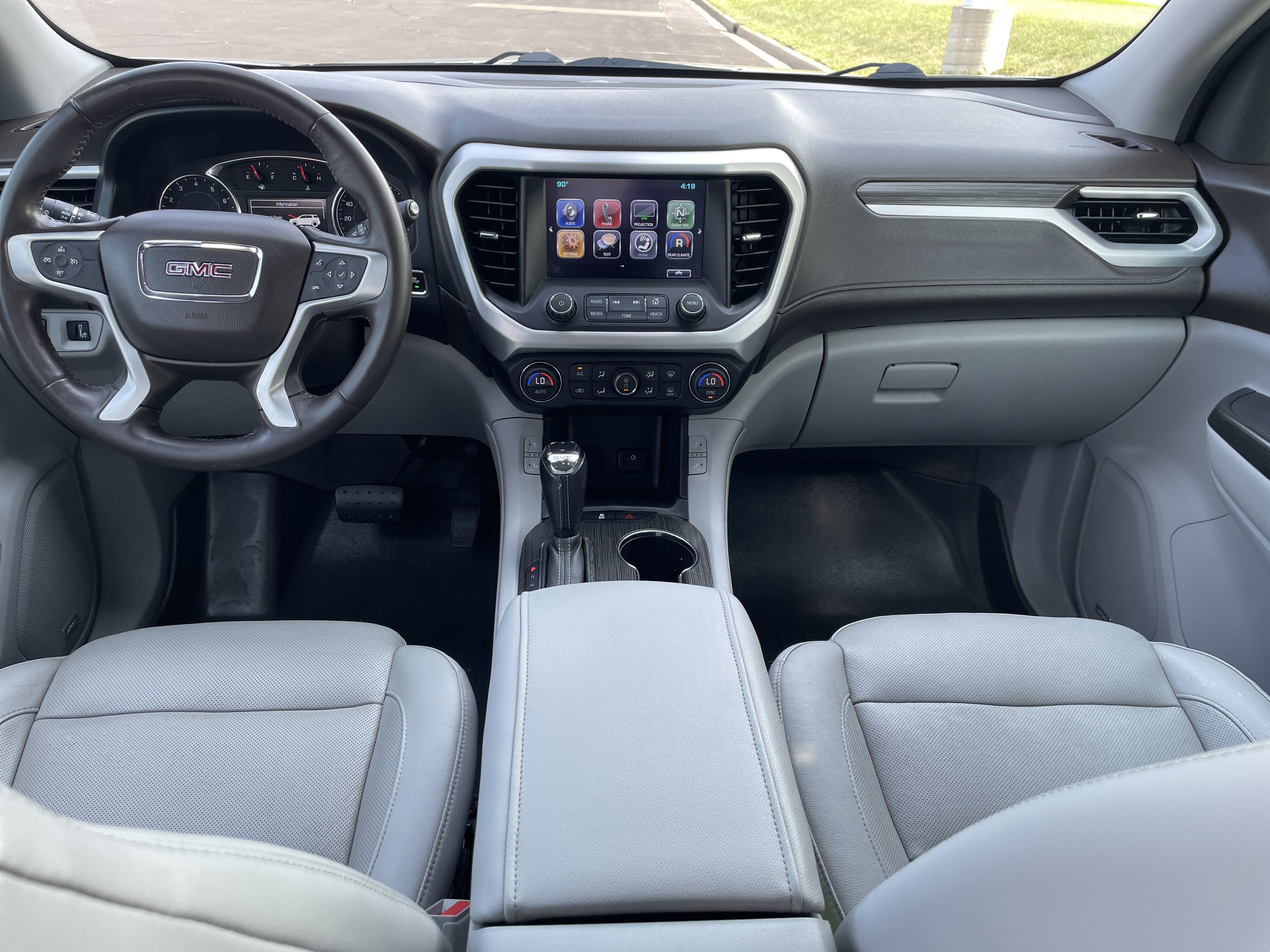 2019 GMC Acadia SLT