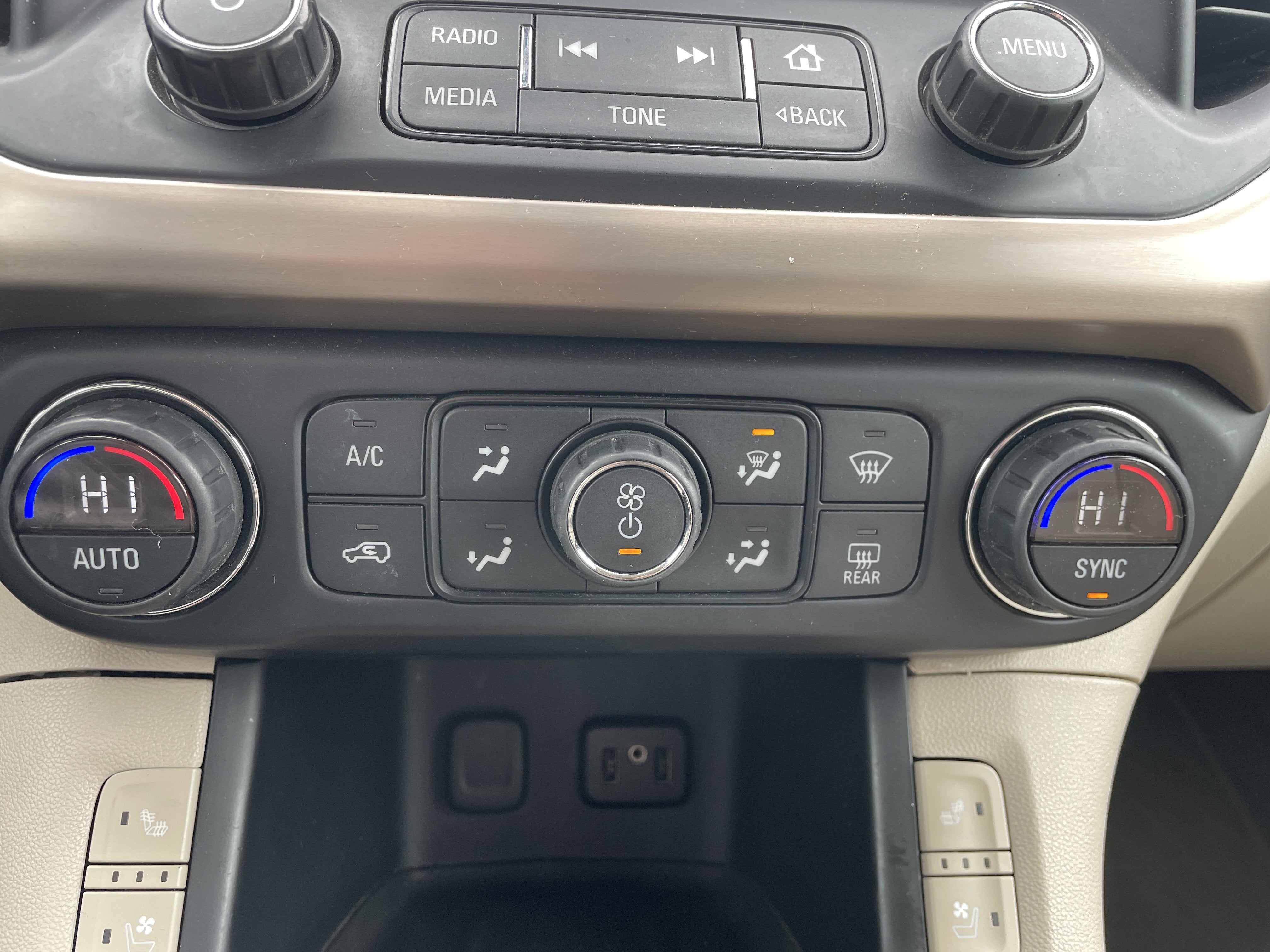 2017 GMC Acadia Denali