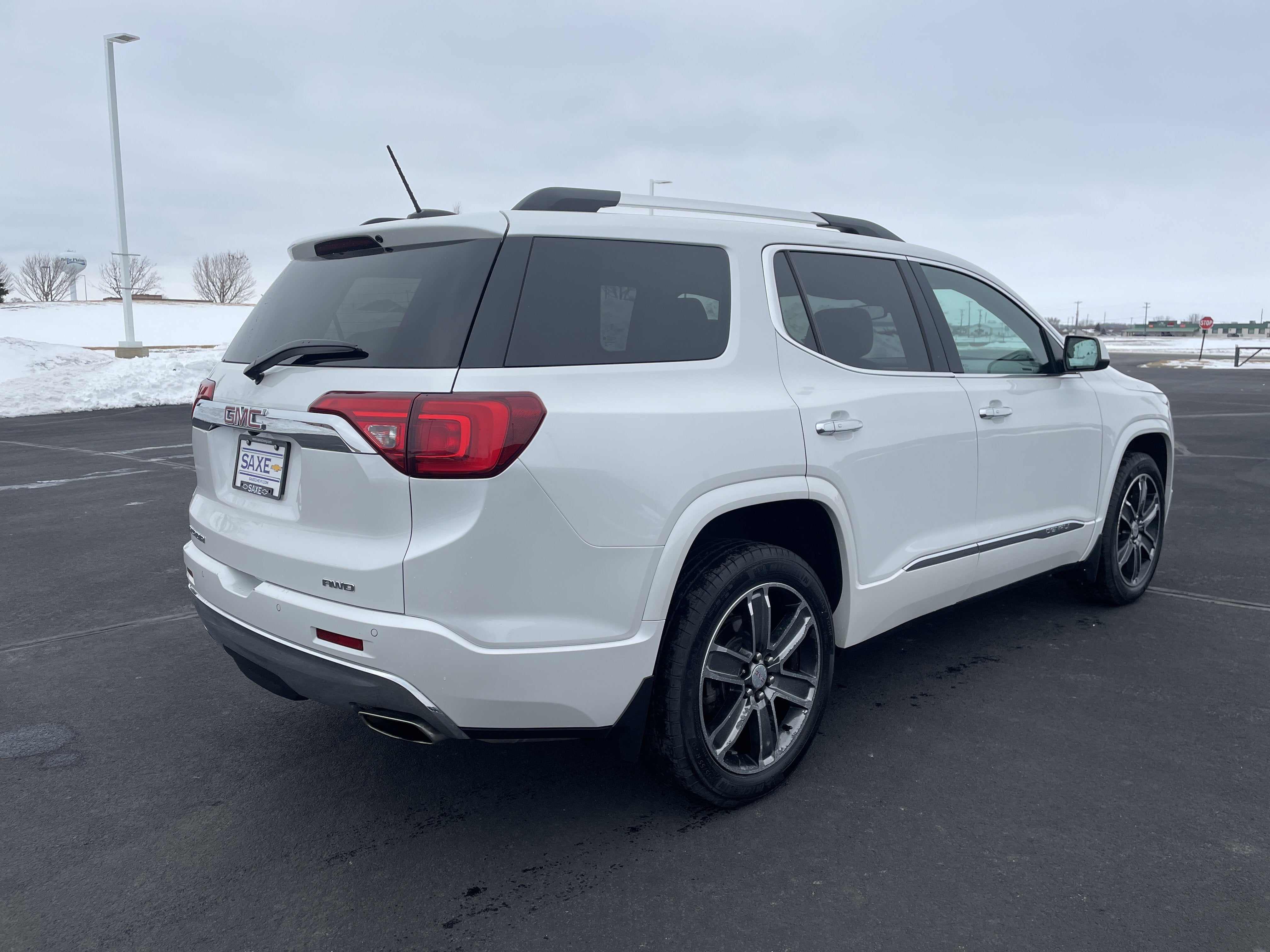 2017 GMC Acadia Denali