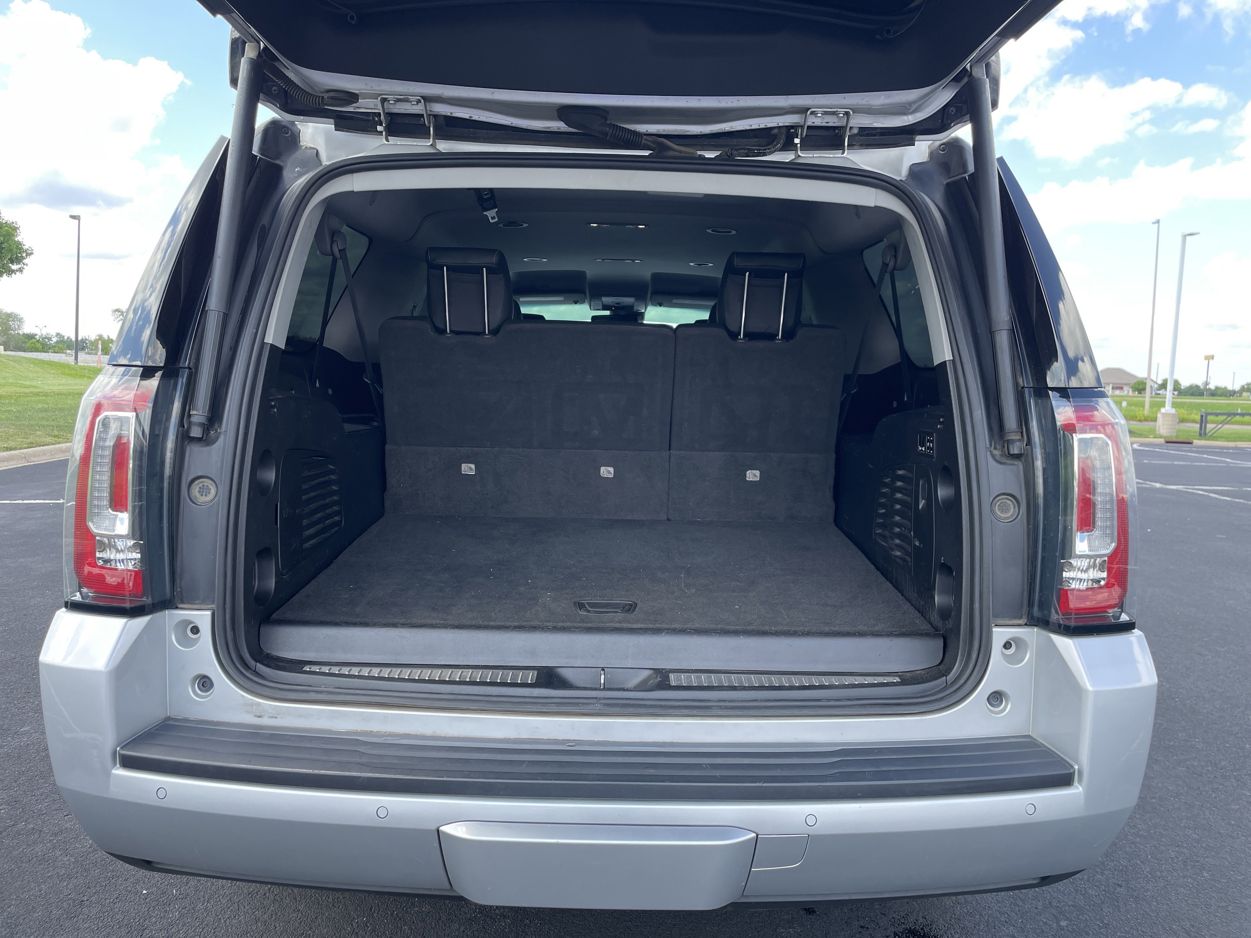 2020 GMC Yukon XL SLT