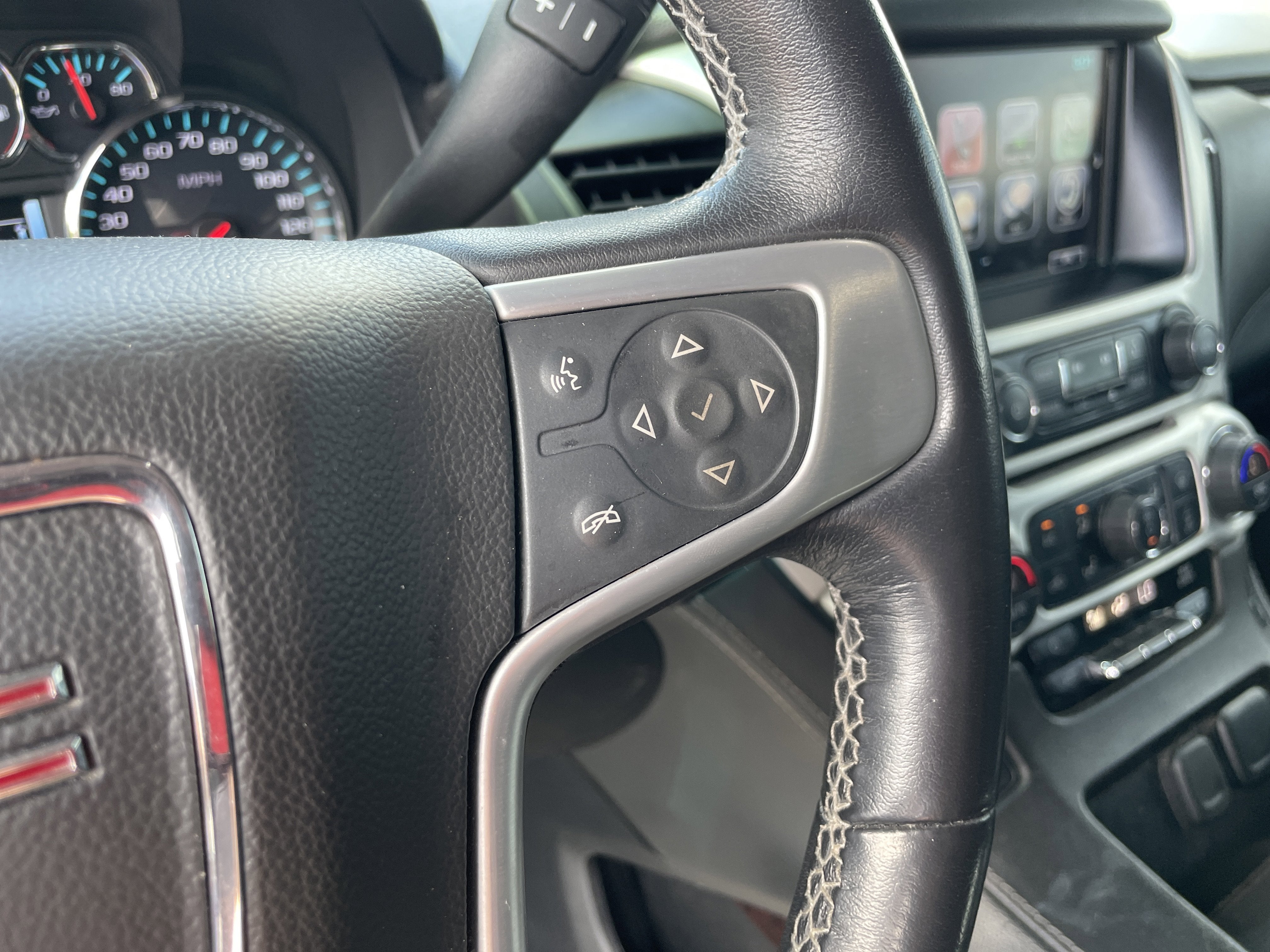 2020 GMC Yukon XL SLT