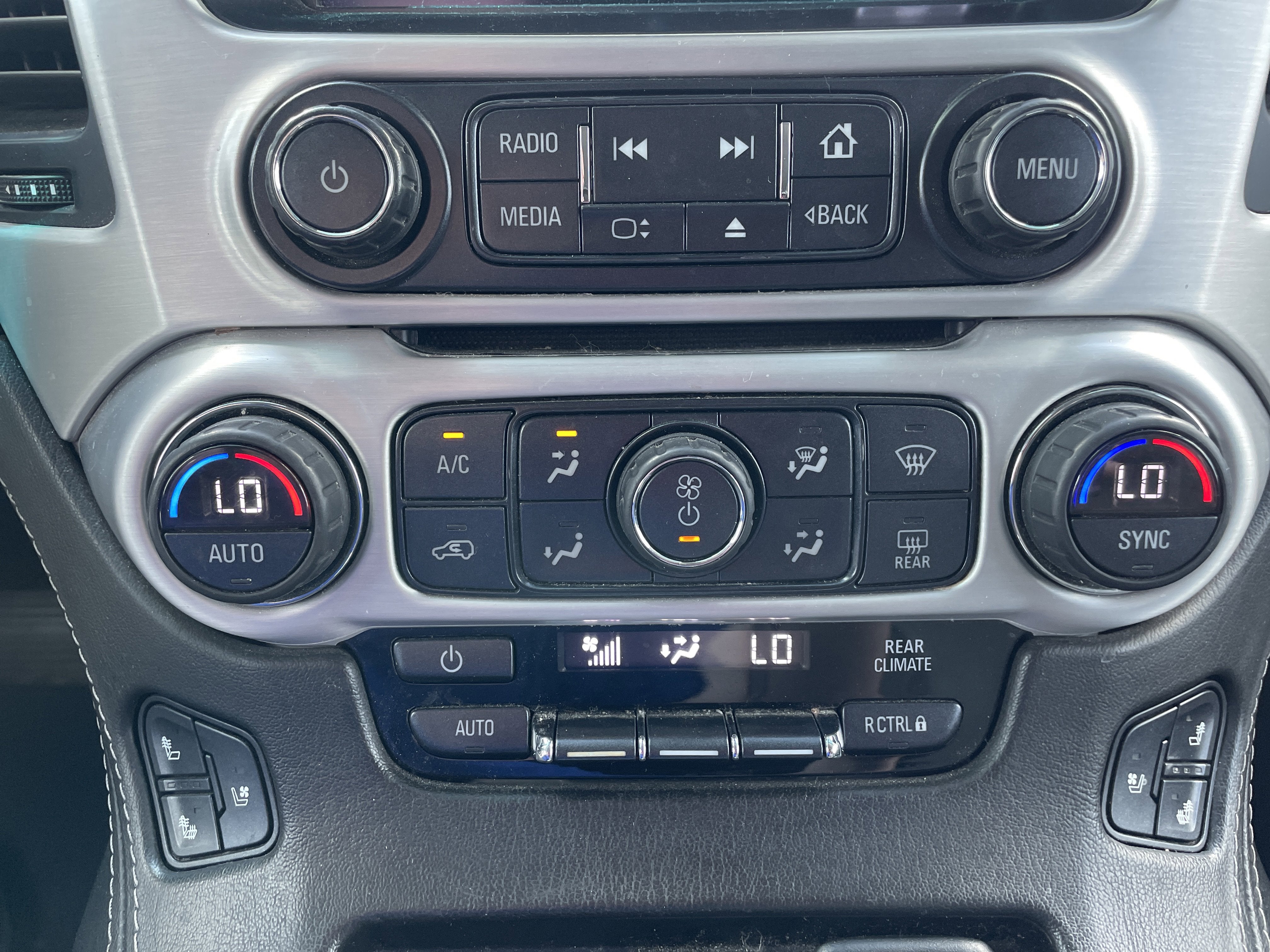 2020 GMC Yukon XL SLT