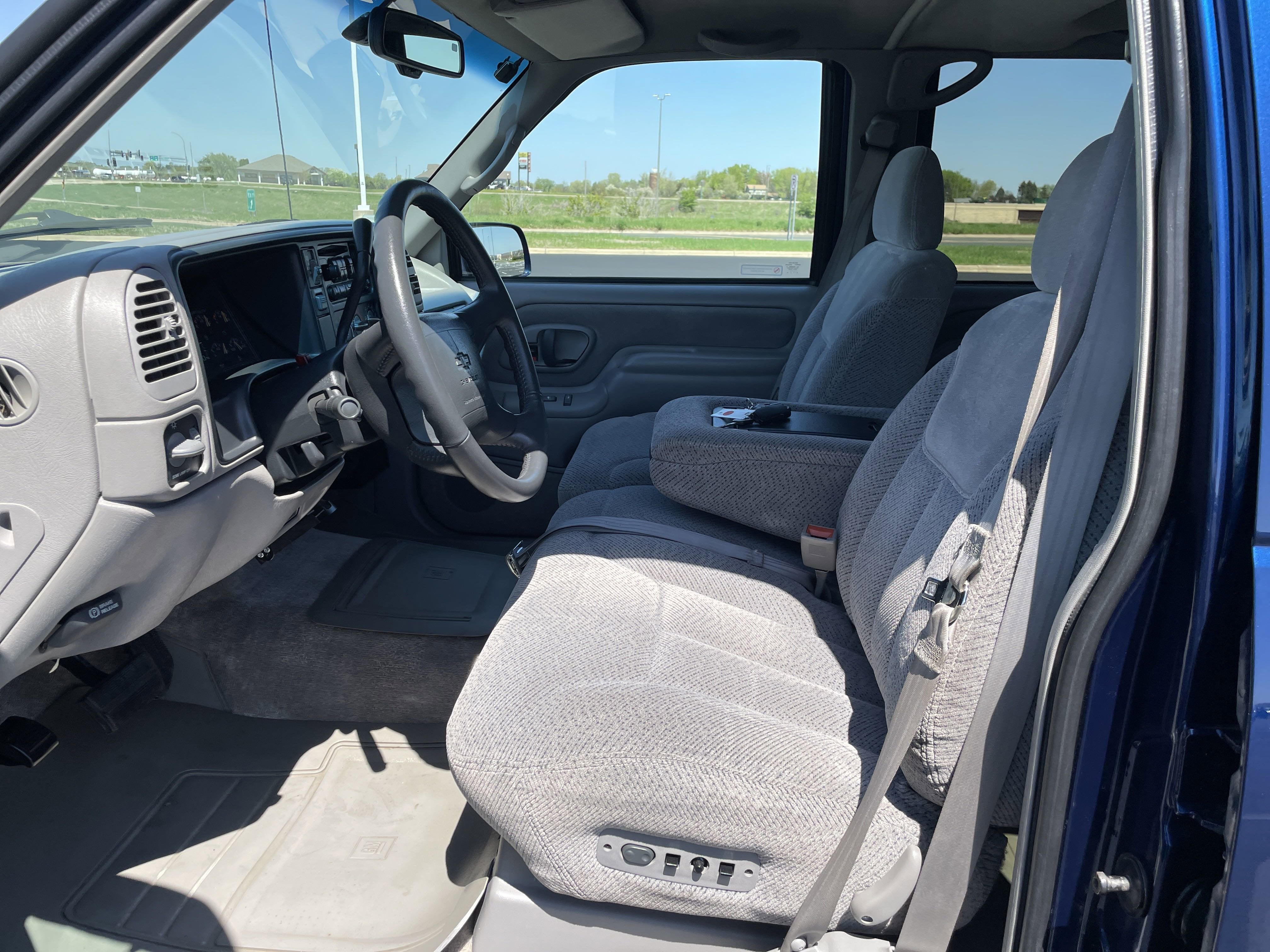 1996 Chevrolet Tahoe Base
