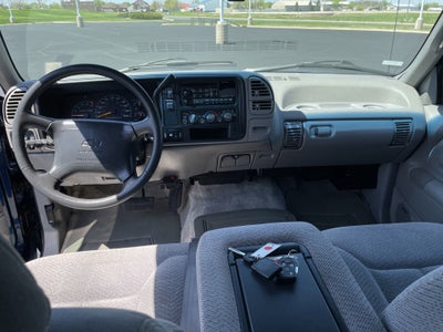1996 Chevrolet Tahoe Base