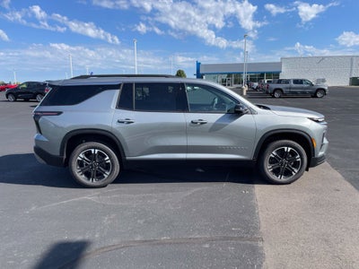 2027 Chevrolet Traverse LT