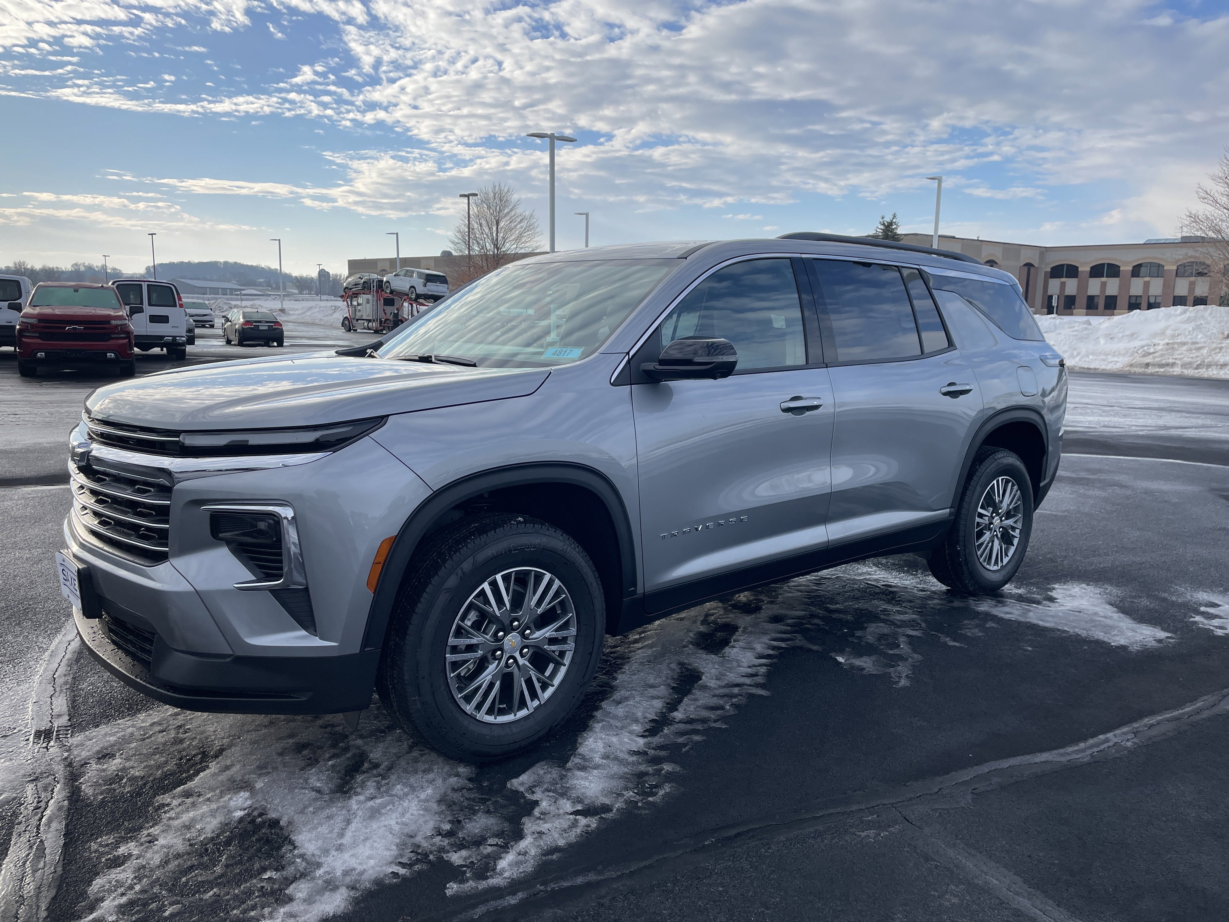 2026 Chevrolet Traverse LT