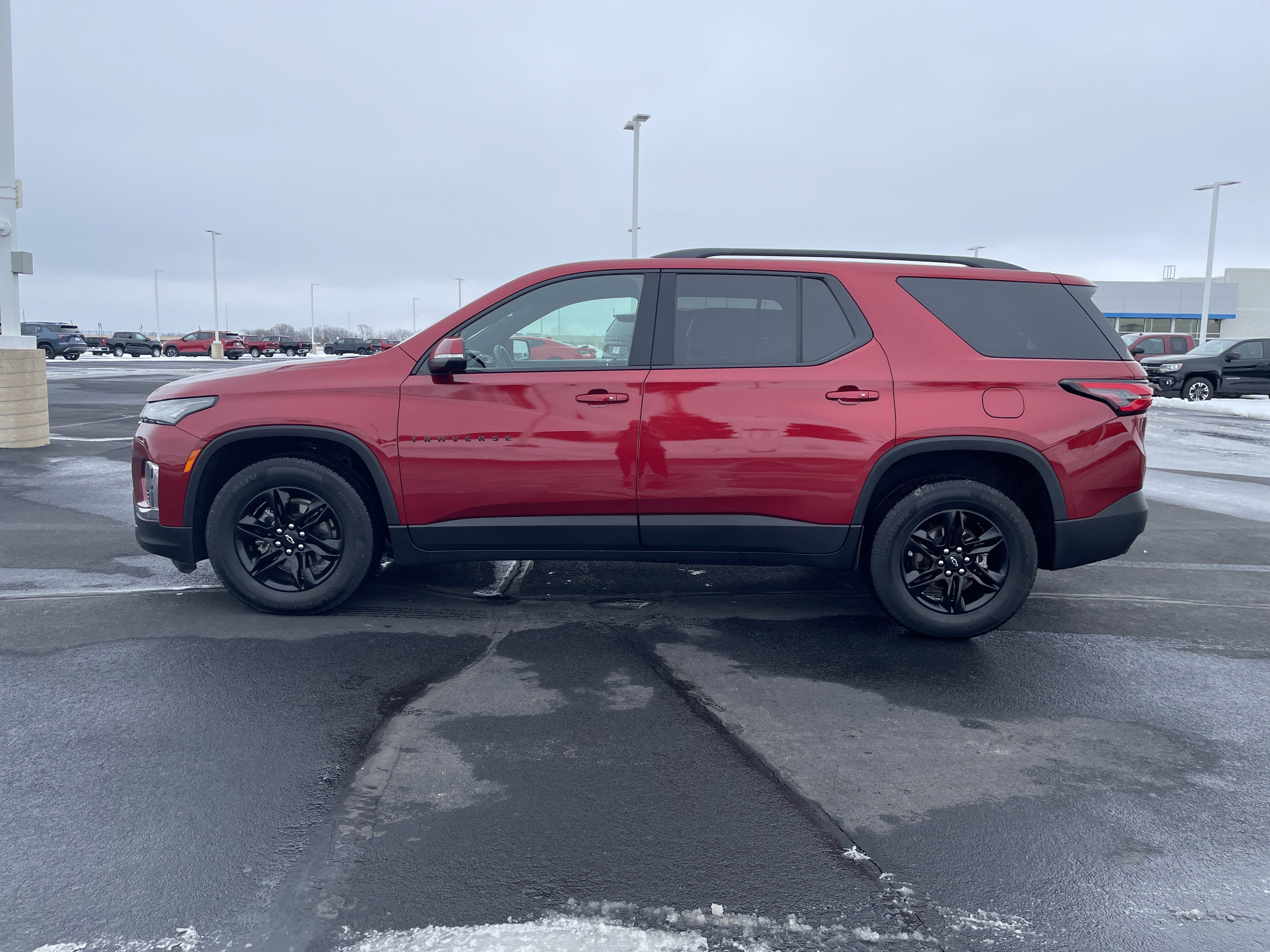 2023 Chevrolet Traverse LT Cloth