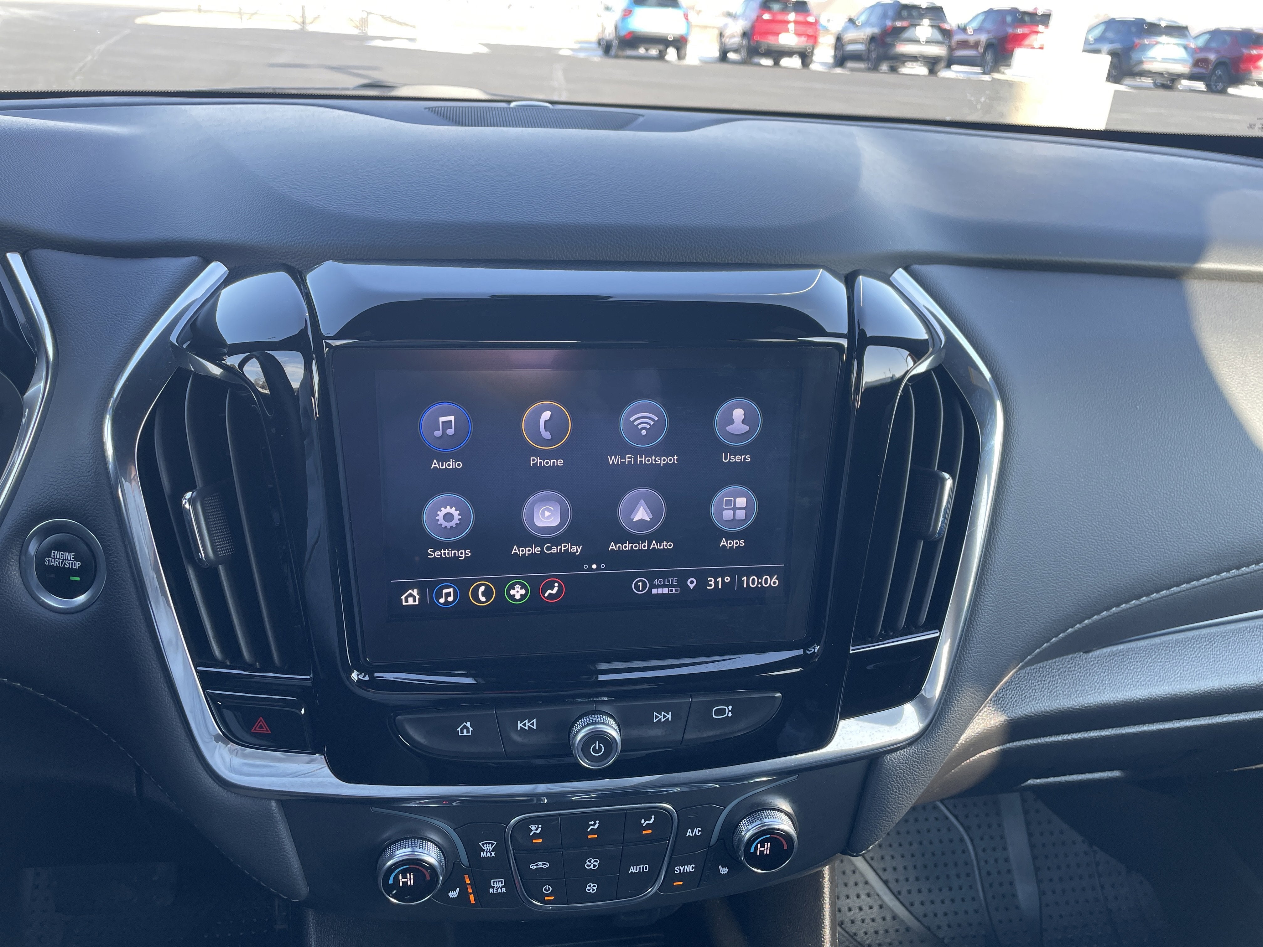 2023 Chevrolet Traverse LT Cloth