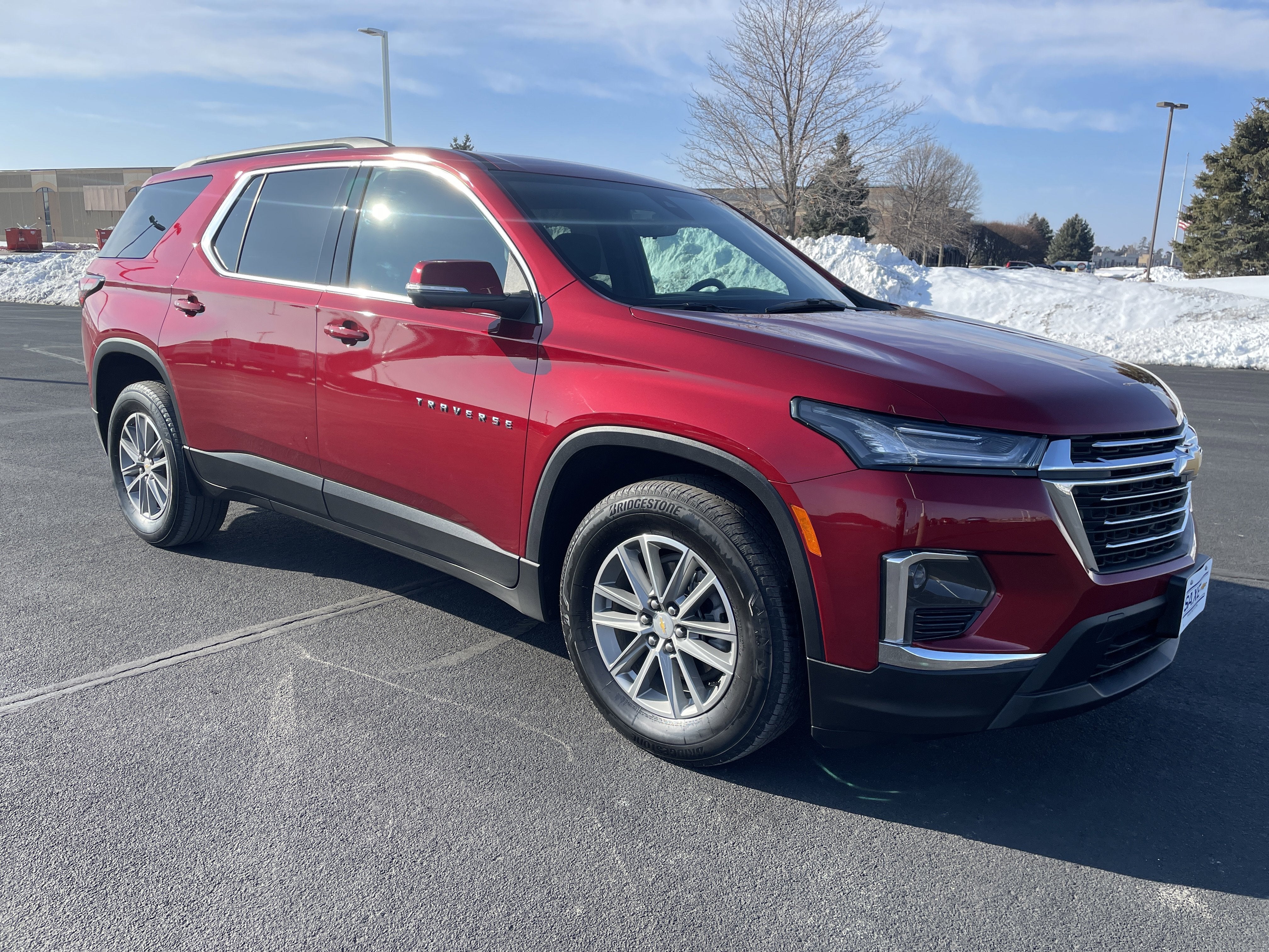 2023 Chevrolet Traverse LT Cloth