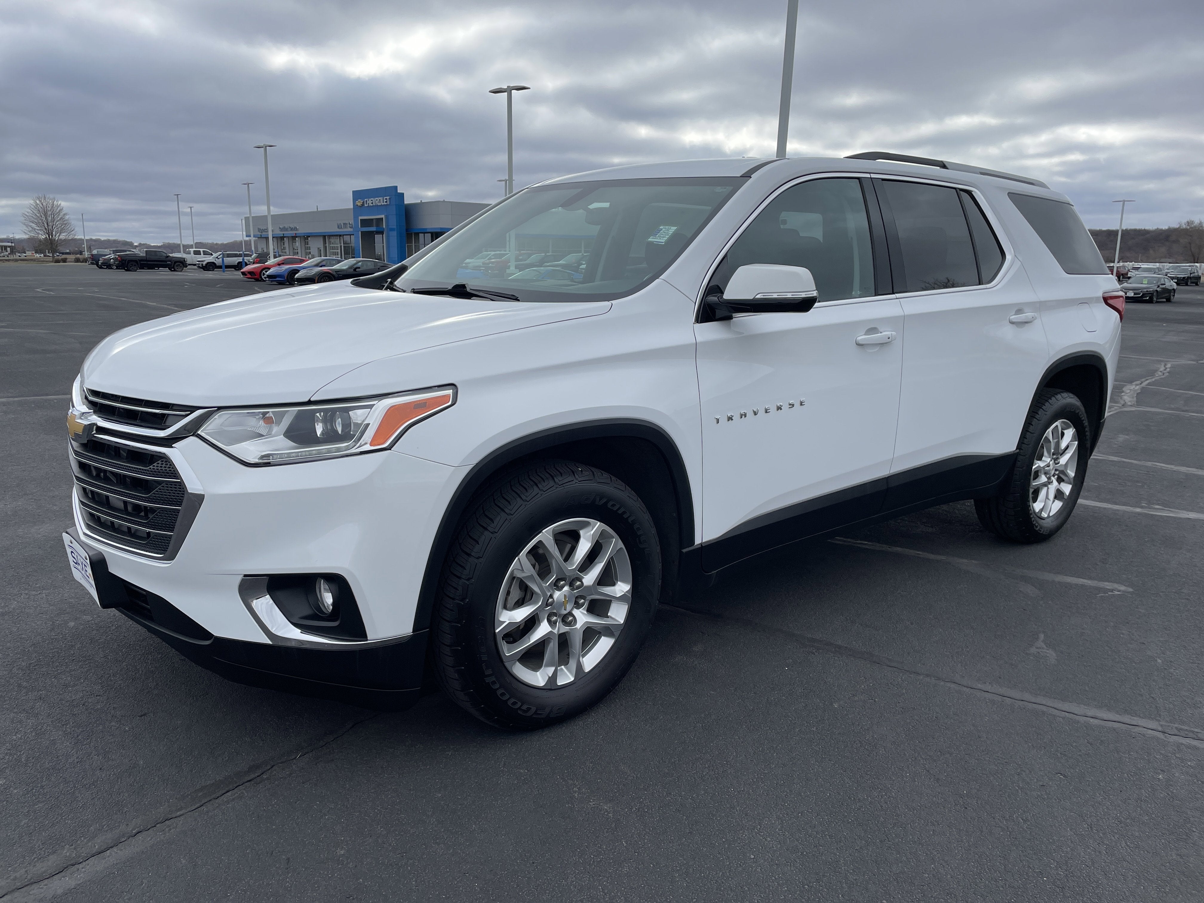 2018 Chevrolet Traverse LT Cloth